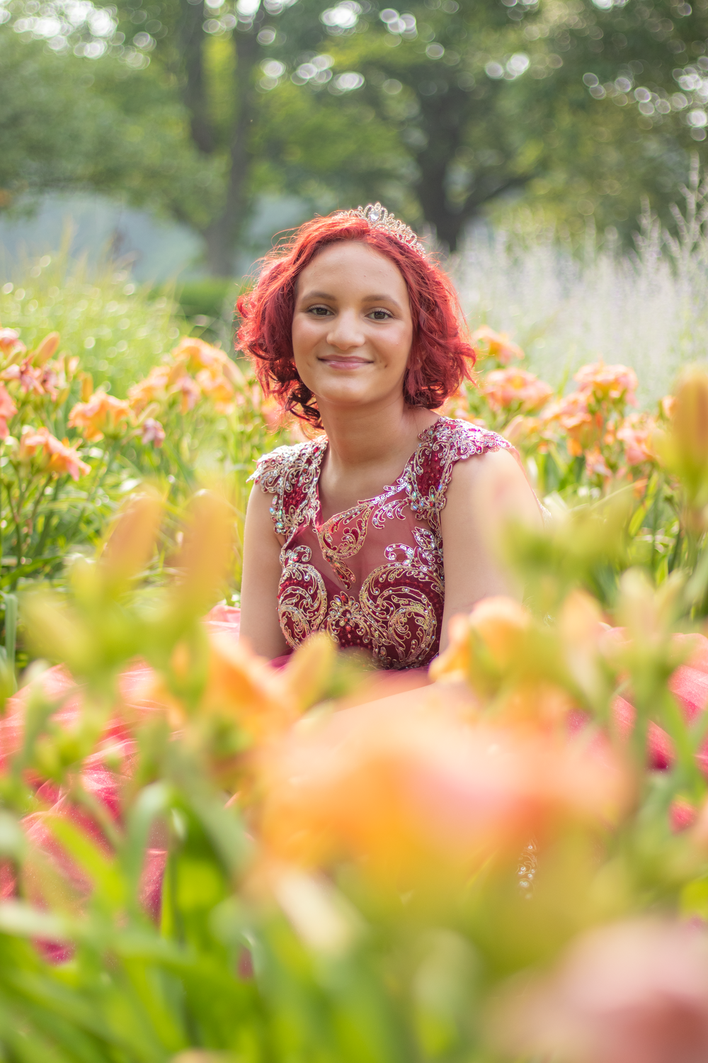 Captured Moments Photography booking prom, graduation, wedding, engagement & event shoots—capturing memorable moments with stunning images.