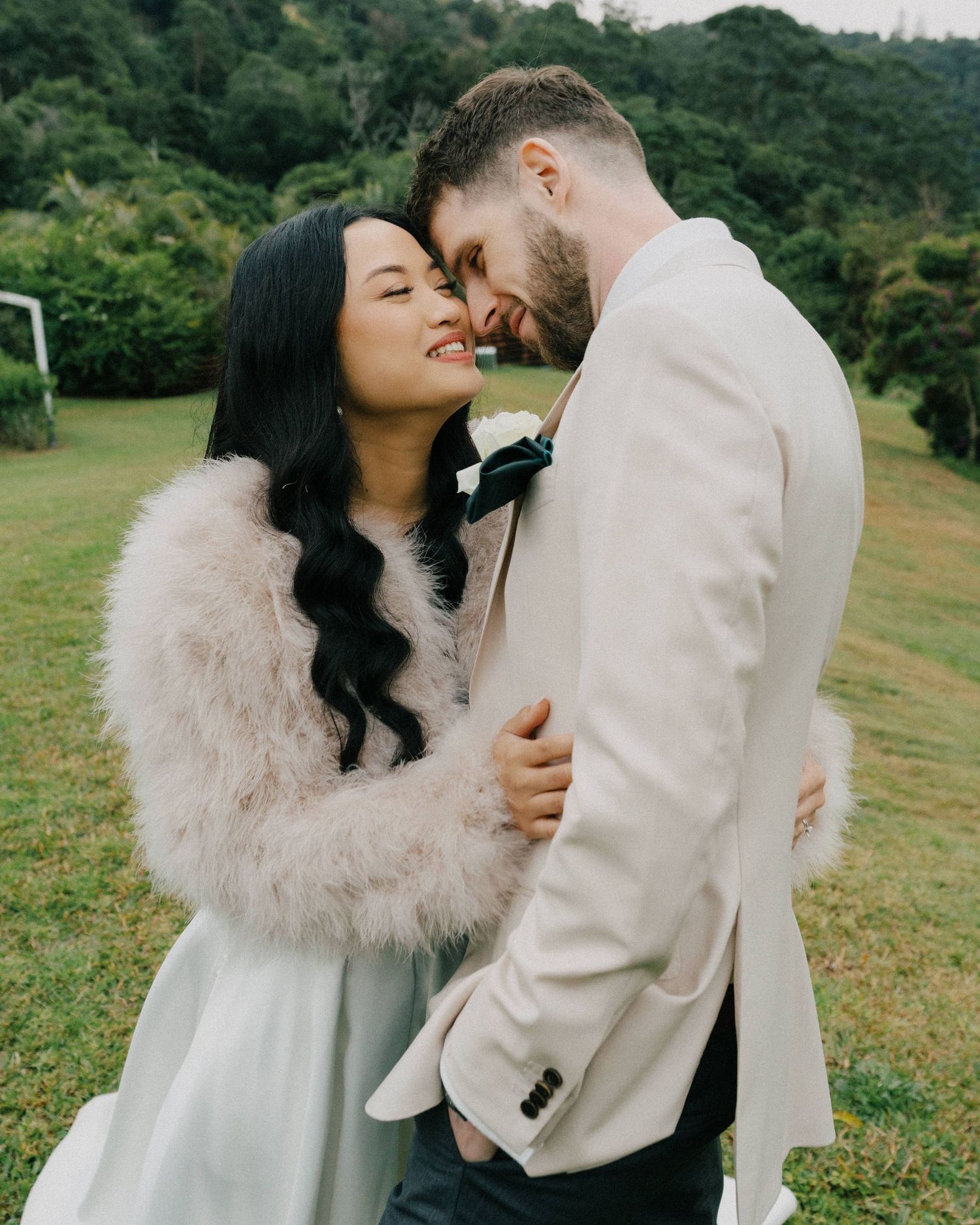 “Romantic couple portraits at Maleny Manor, with scenic Sunshine Coast views, captured in a candid photography style.”