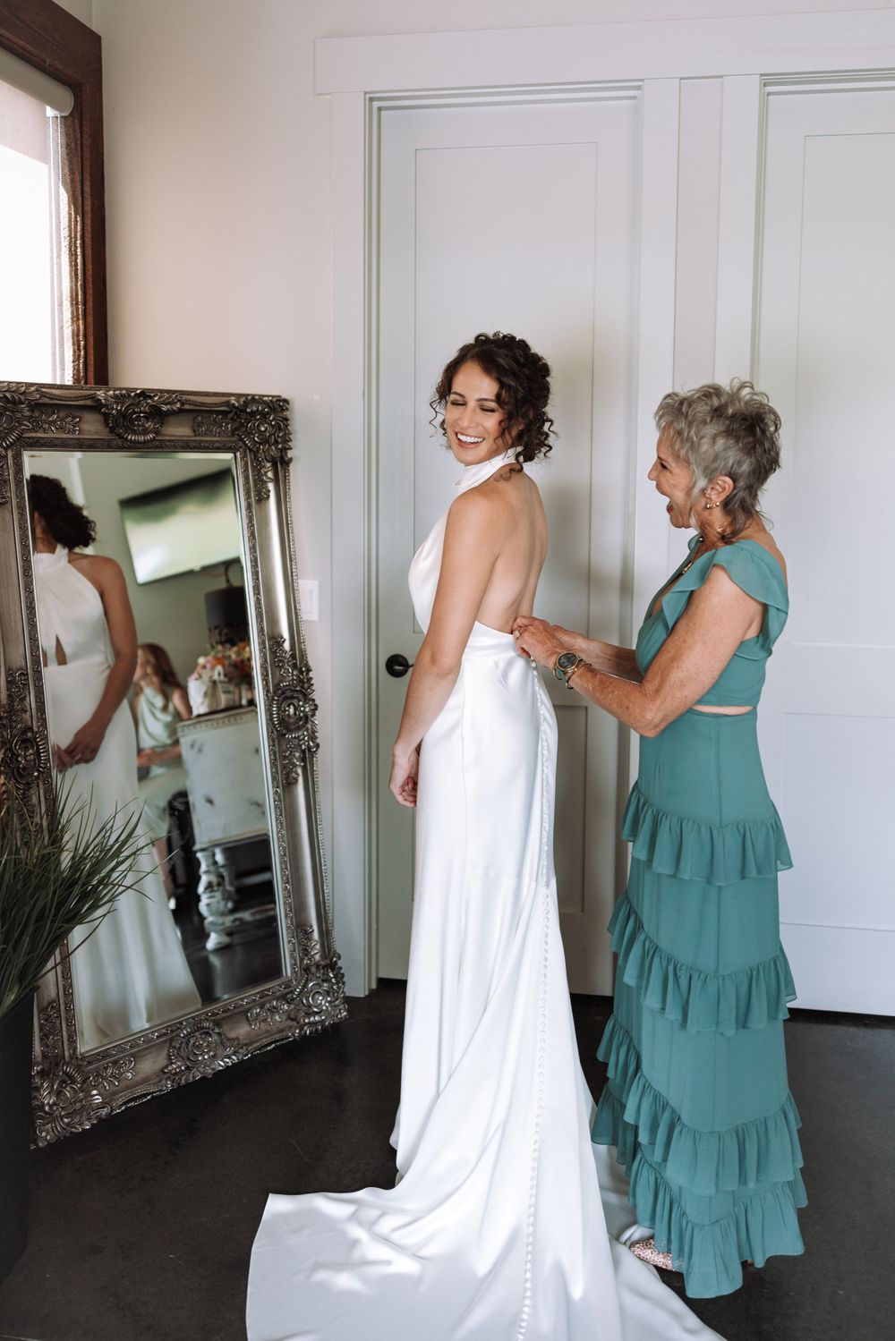 Seattle Wedding Photographer - North Fork Farms