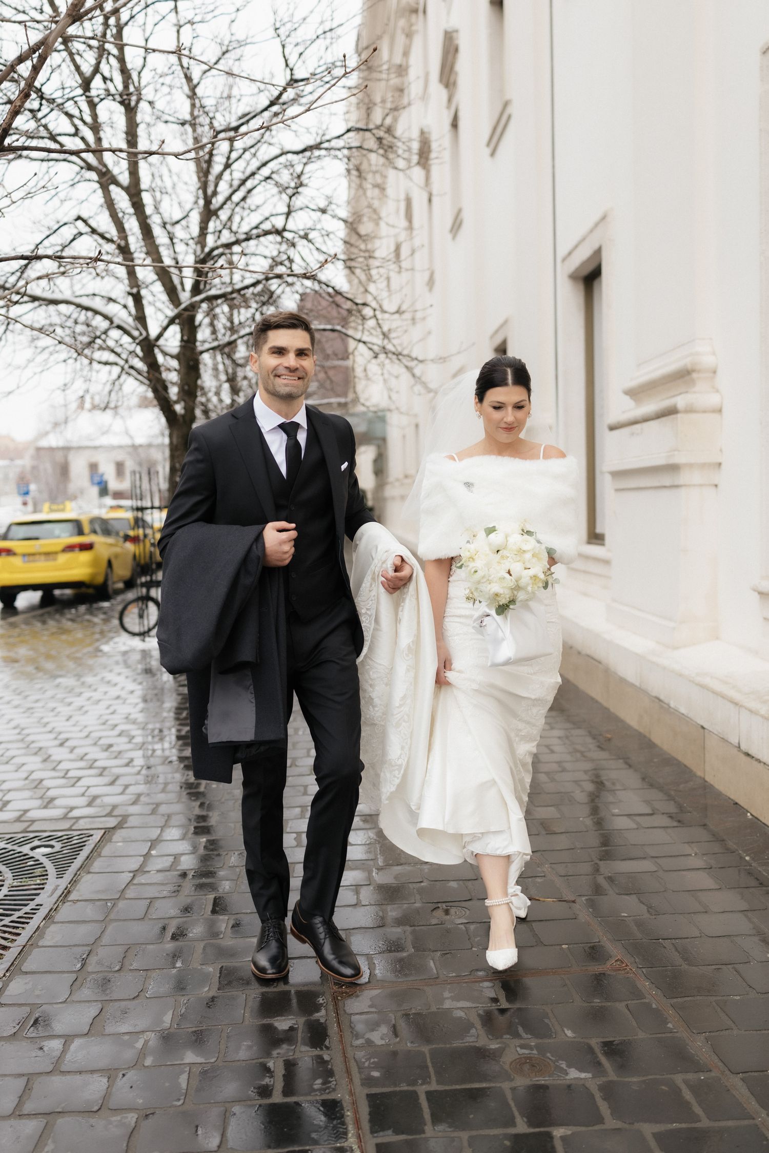 budapest wedding photoshoot budapest wedding photographer elegant and documentary style Fisherman's Bastion wedding