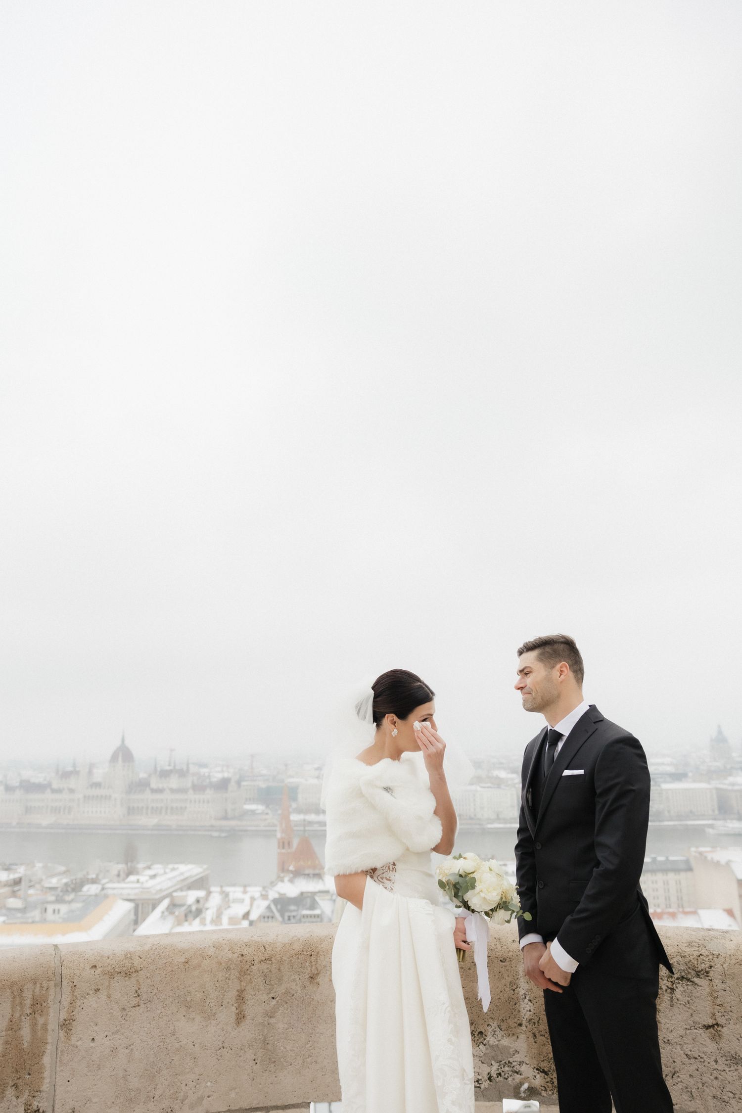 budapest wedding photoshoot budapest wedding photographer elegant and documentary style Fisherman's Bastion wedding