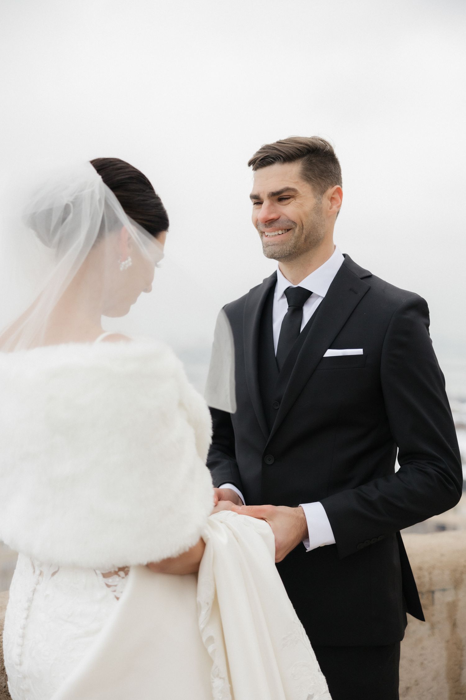 budapest wedding photoshoot budapest wedding photographer elegant and documentary style Fisherman's Bastion wedding