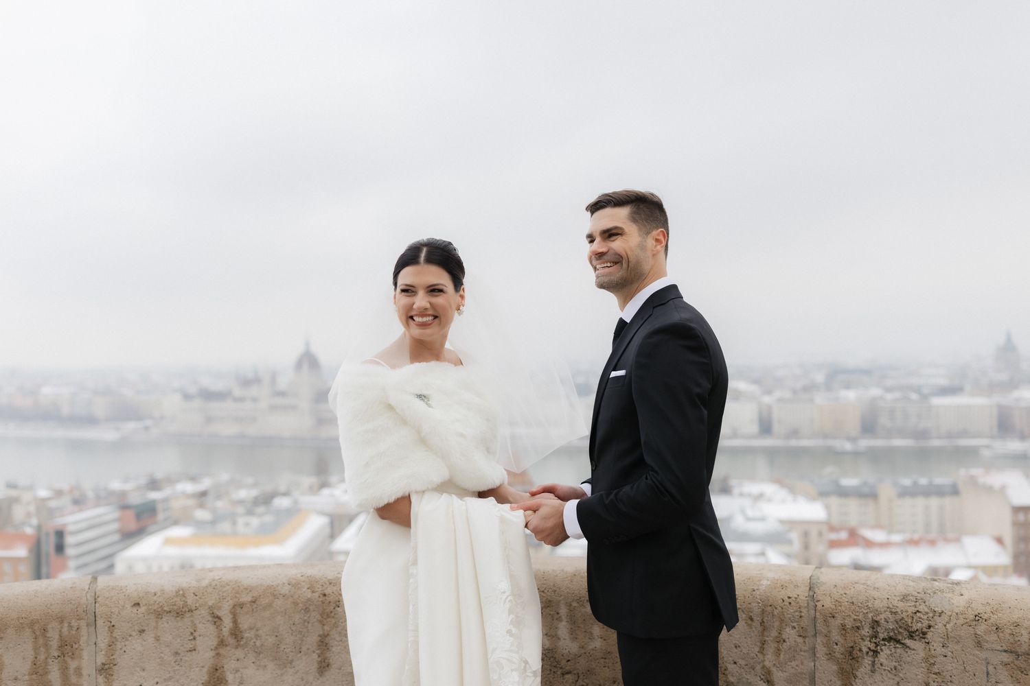 budapest wedding photoshoot budapest wedding photographer elegant and documentary style Fisherman's Bastion wedding