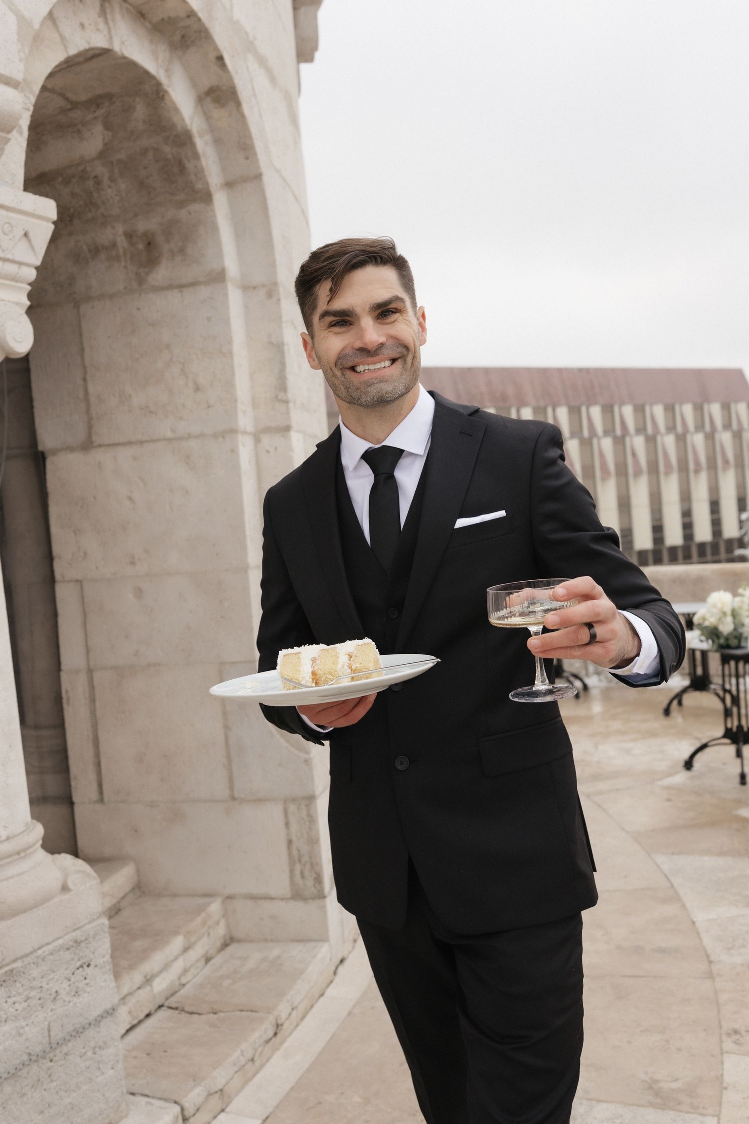 budapest wedding photoshoot budapest wedding photographer elegant and documentary style Fisherman's Bastion wedding