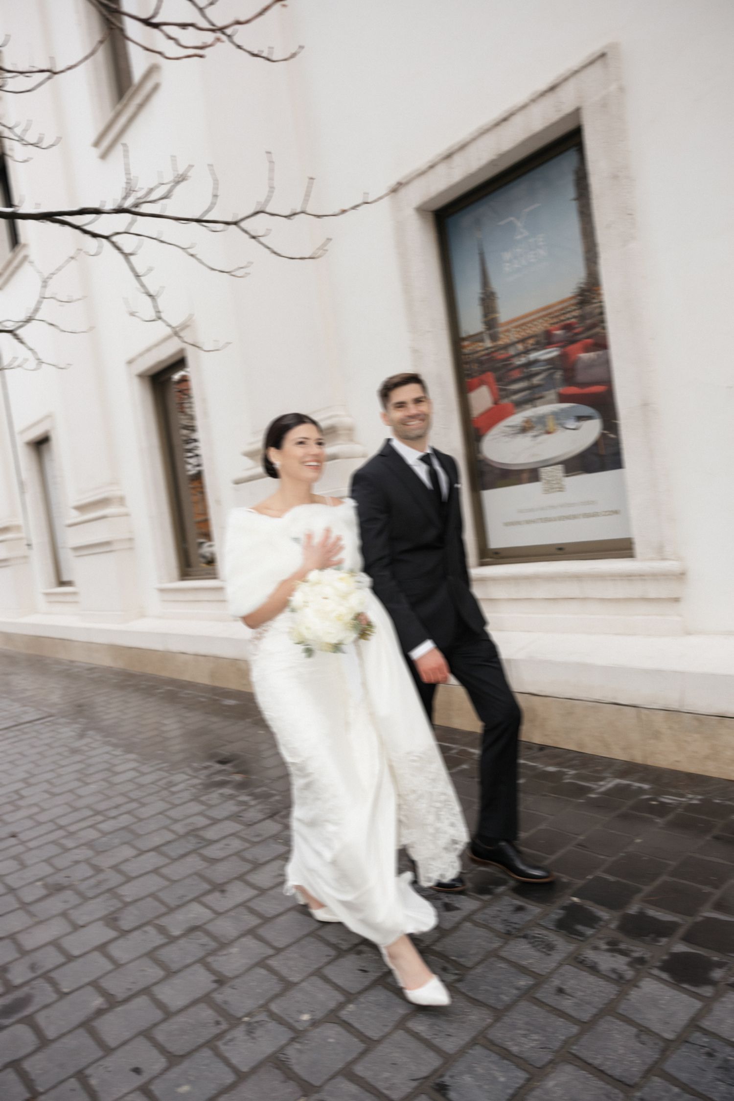 budapest wedding photoshoot budapest wedding photographer elegant and documentary style Fisherman's Bastion wedding