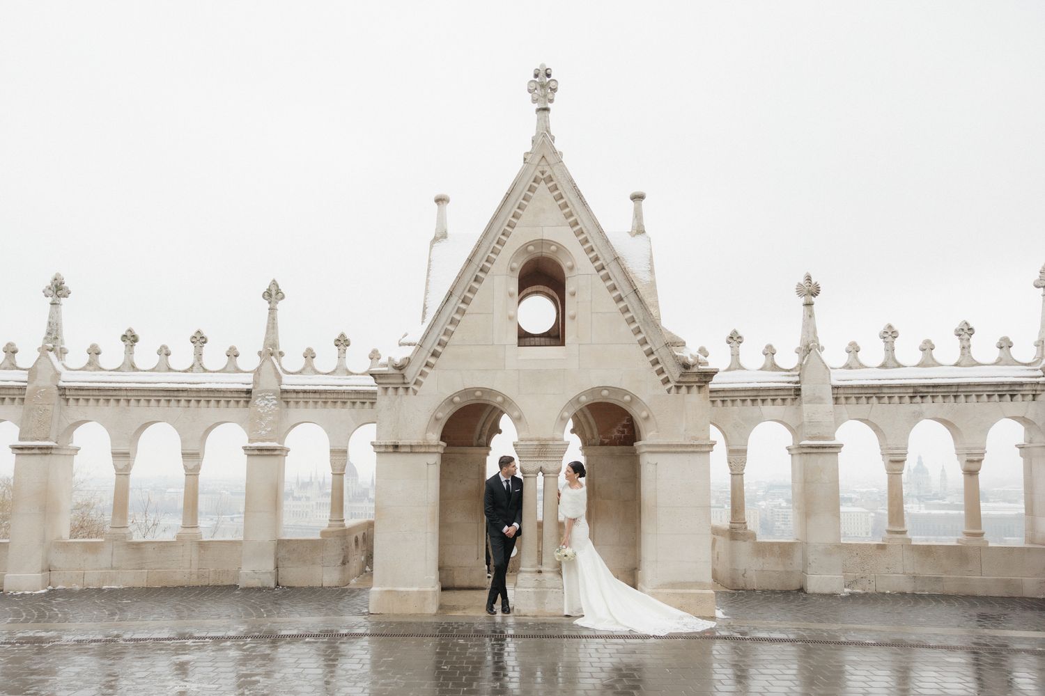 budapest wedding photoshoot budapest wedding photographer elegant and documentary style Fisherman's Bastion wedding