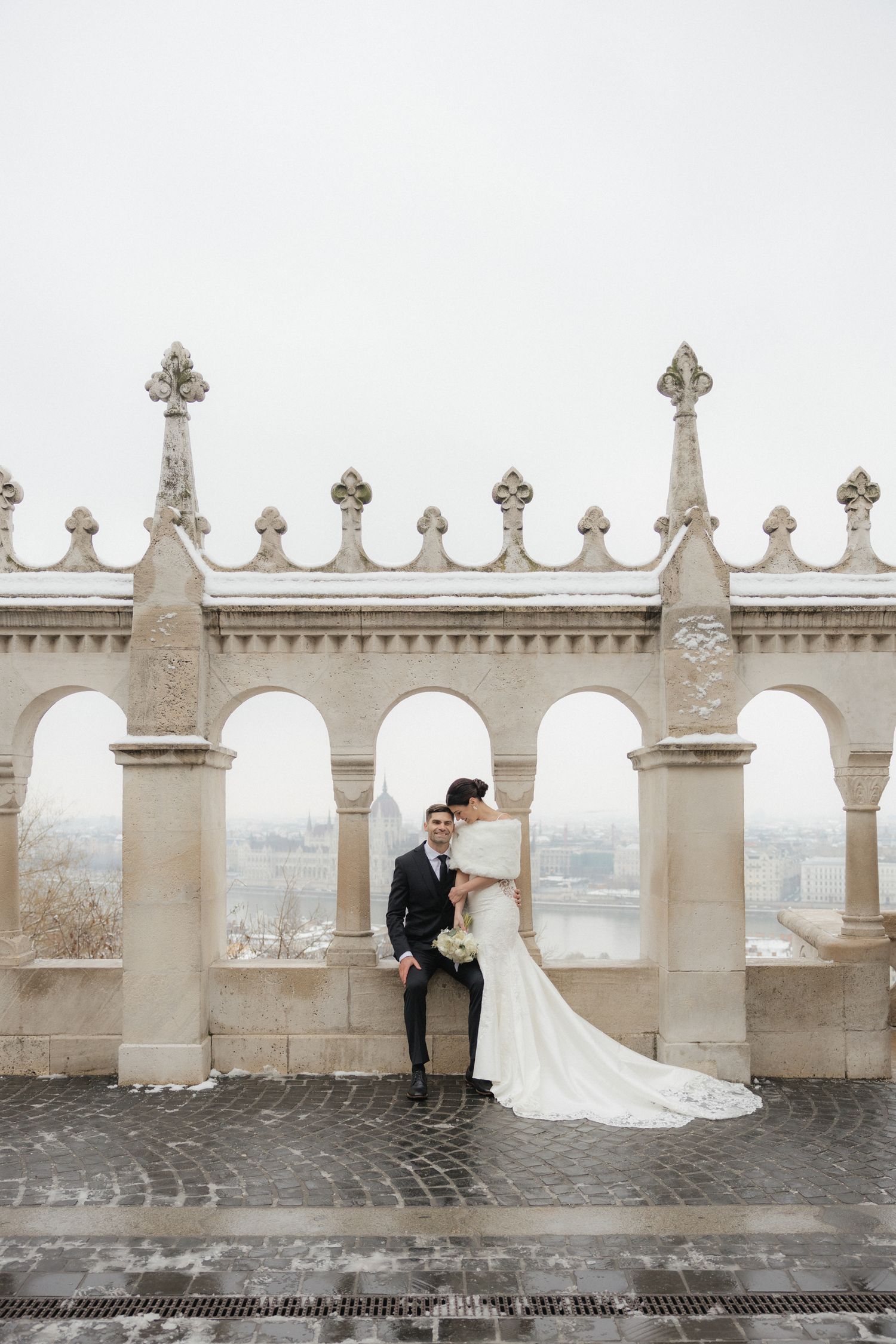 budapest wedding photoshoot budapest wedding photographer elegant and documentary style Fisherman's Bastion wedding