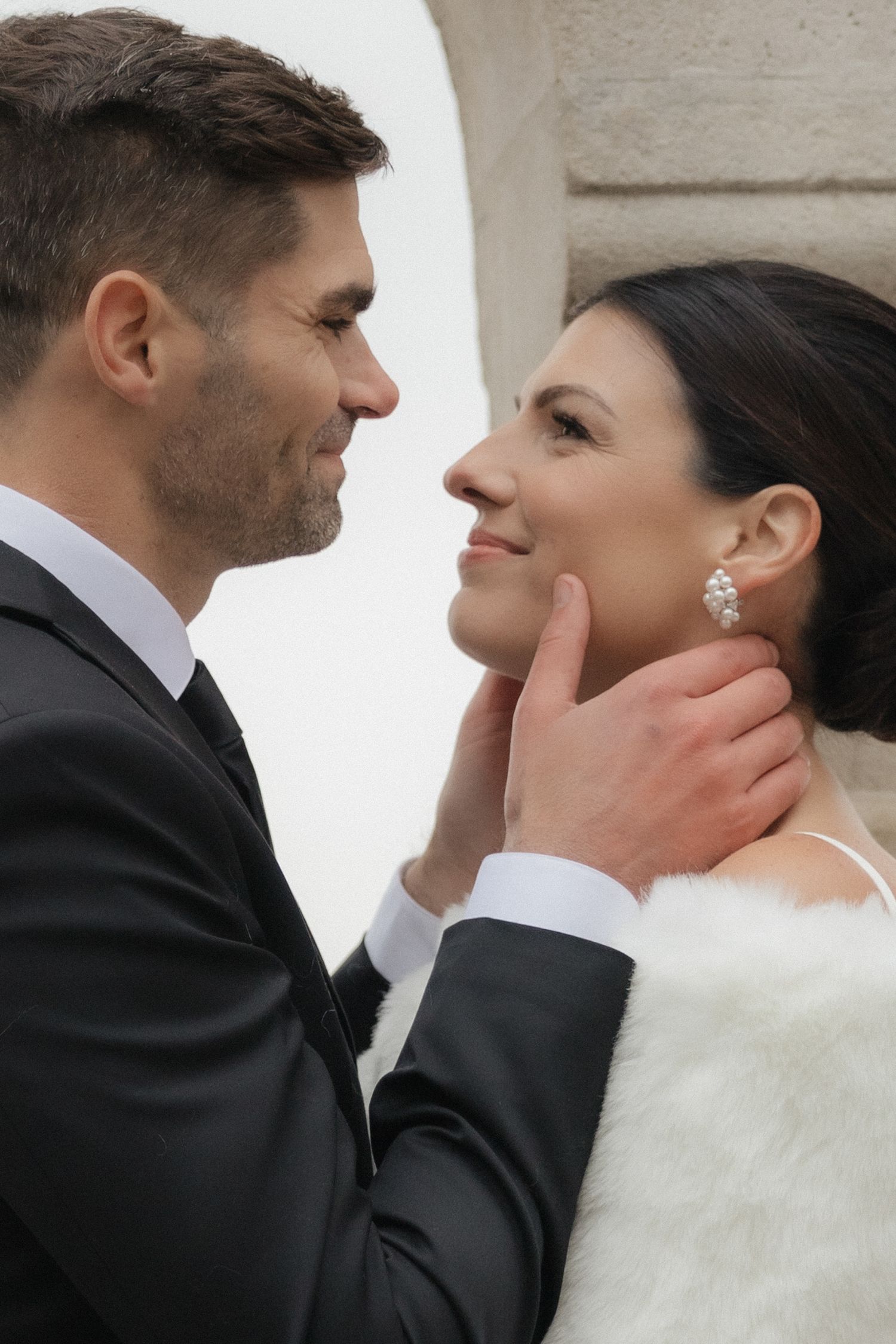 budapest wedding photoshoot budapest wedding photographer elegant and documentary style Fisherman's Bastion wedding