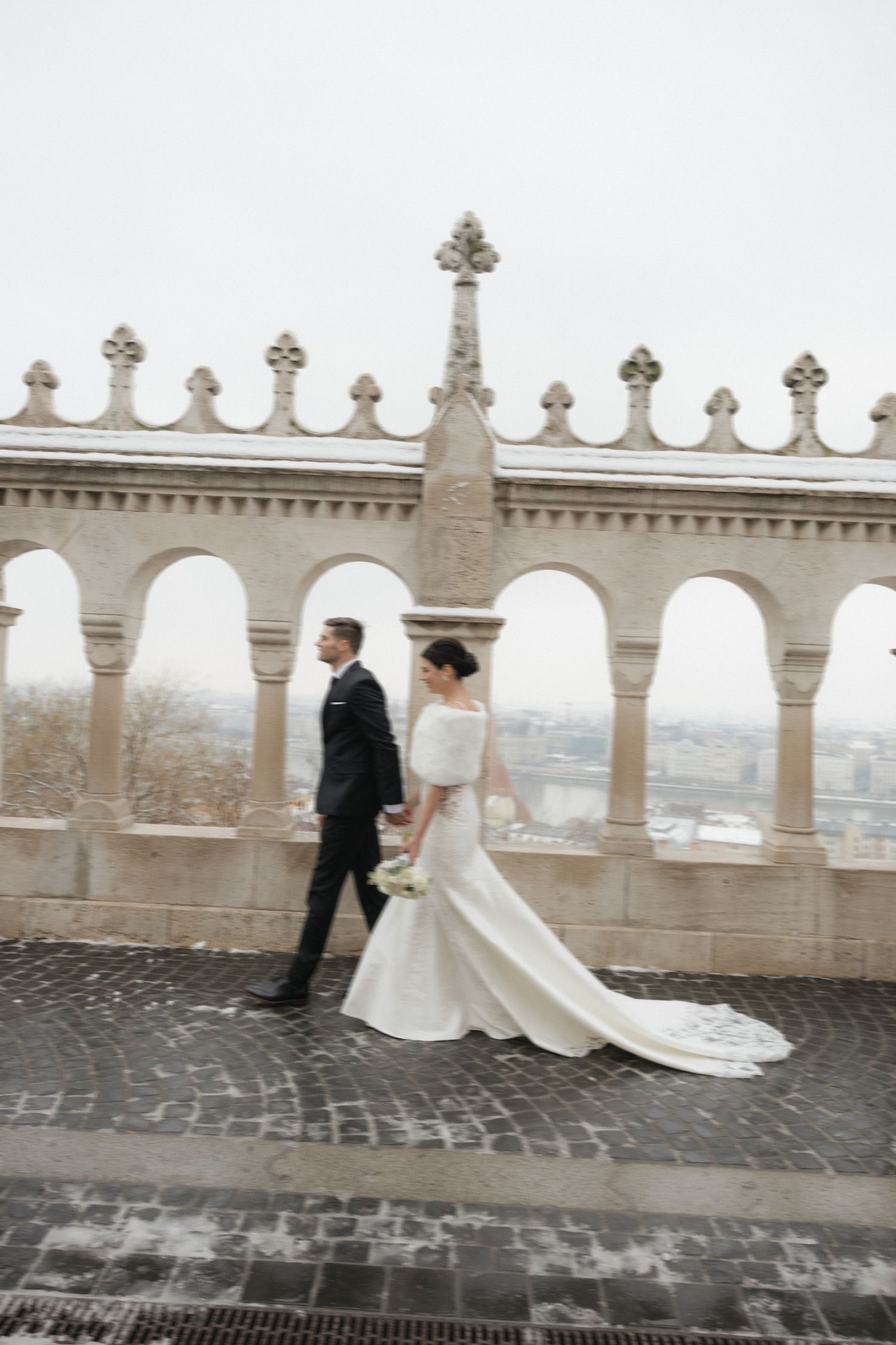 budapest wedding photoshoot budapest wedding photographer elegant and documentary style Fisherman's Bastion wedding