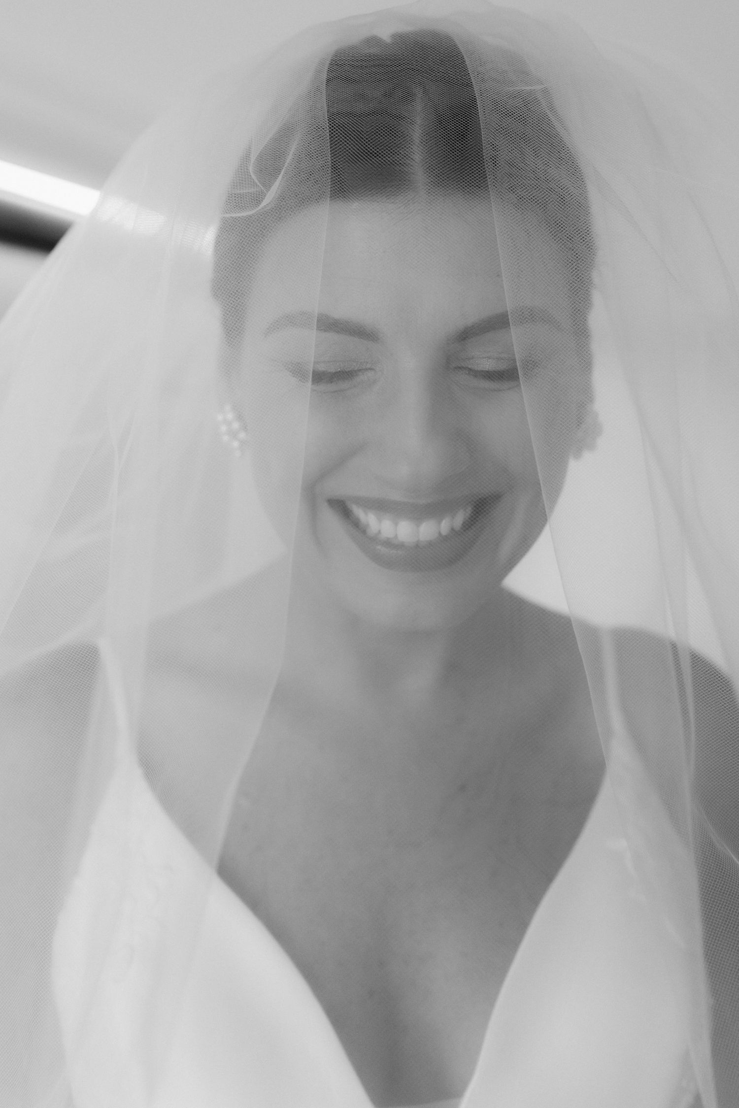 budapest wedding photoshoot budapest wedding photographer elegant and documentary style Fisherman's Bastion wedding