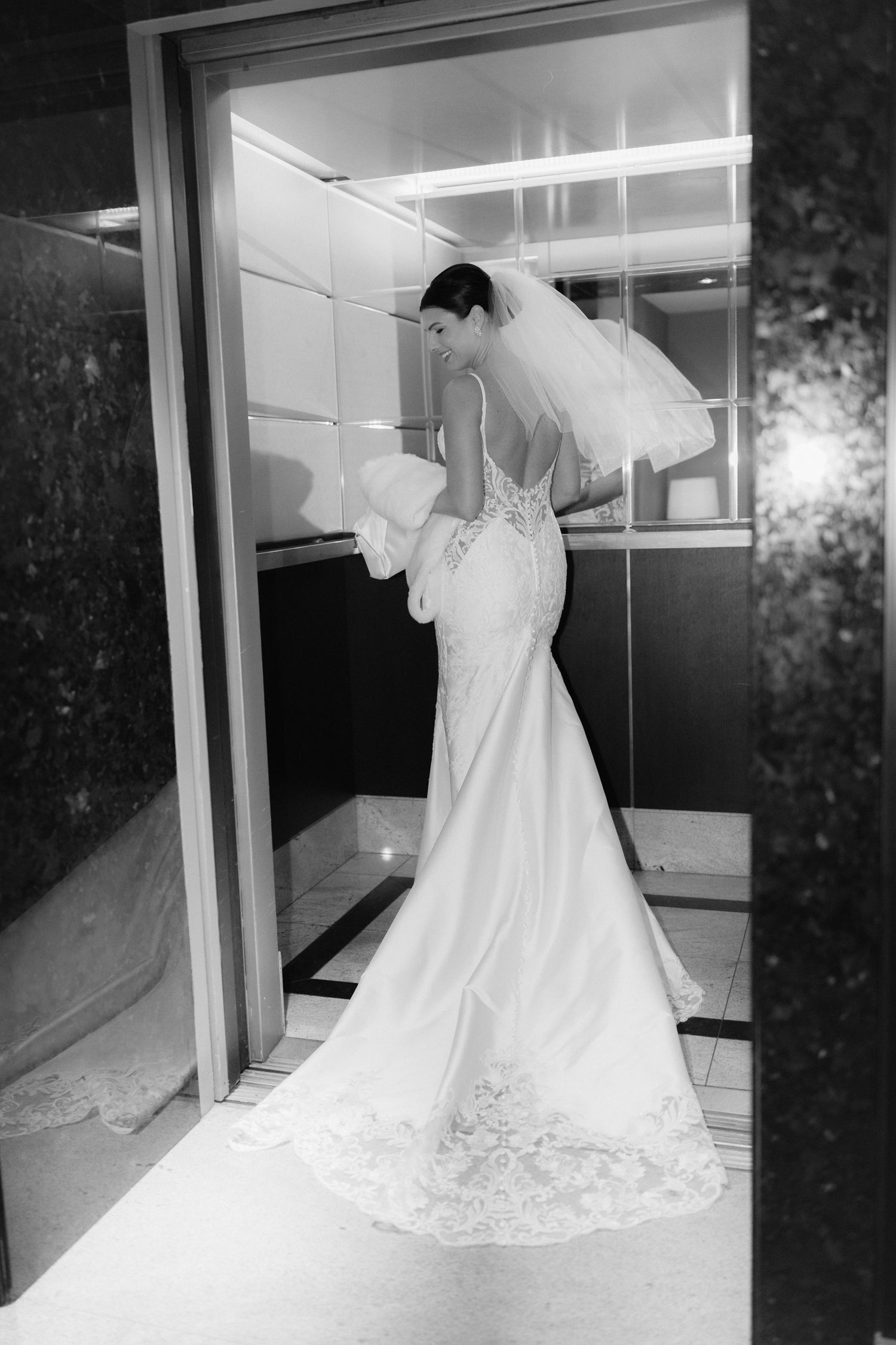 budapest wedding photoshoot budapest wedding photographer elegant and documentary style Fisherman's Bastion wedding