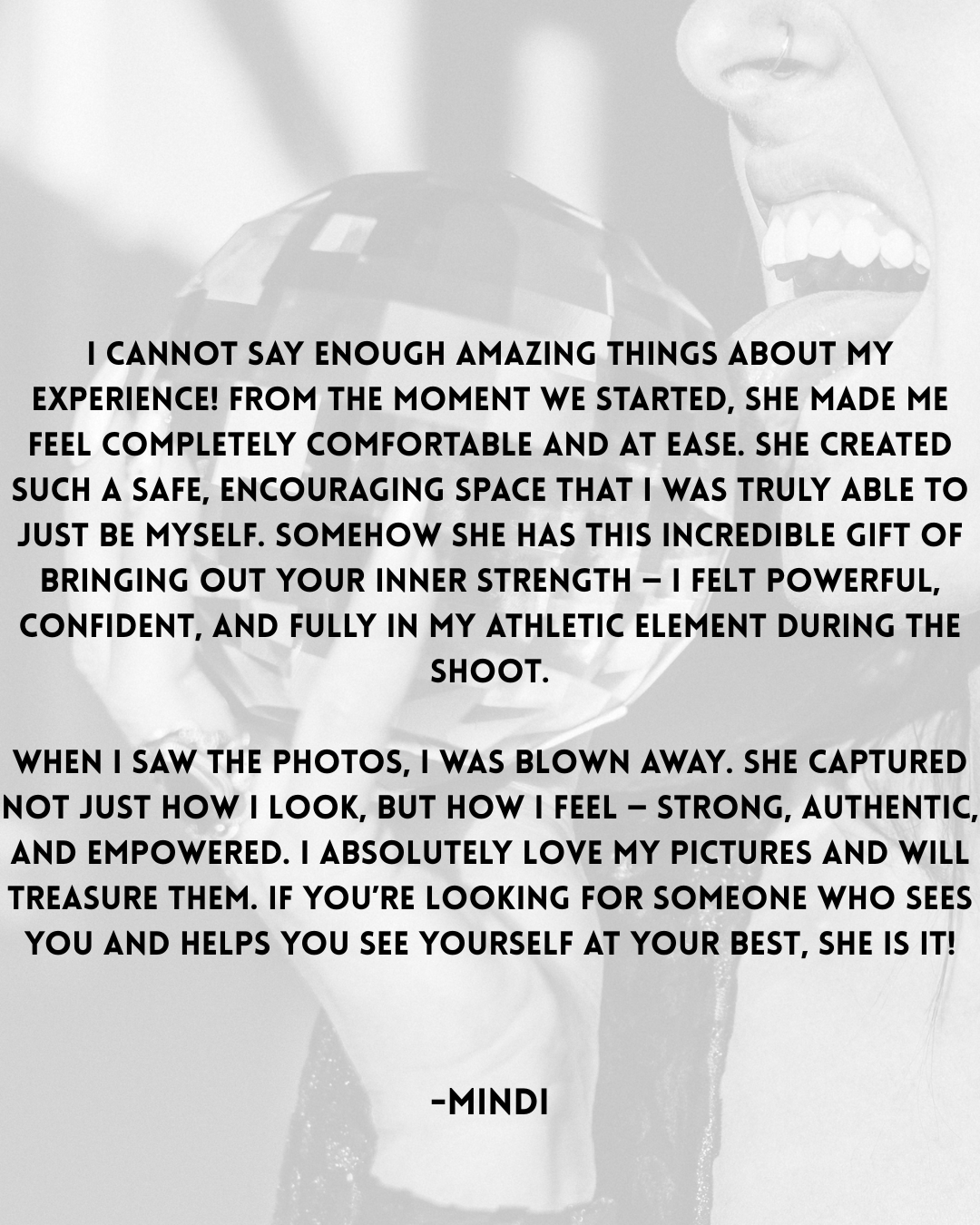 Testimonial text on a light background praising a photography experience with emphasis on comfort and authenticity.