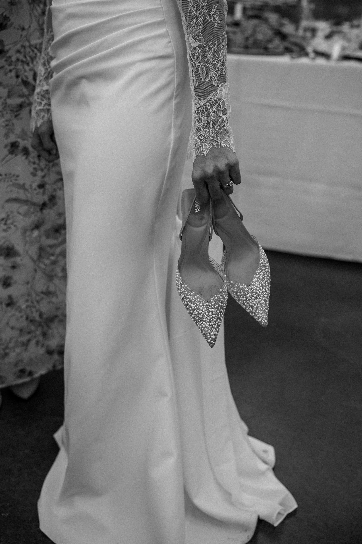 Bride 
Black and White
Pittsburgh Wedding 
Schermichael Woods
Fall Wedding
