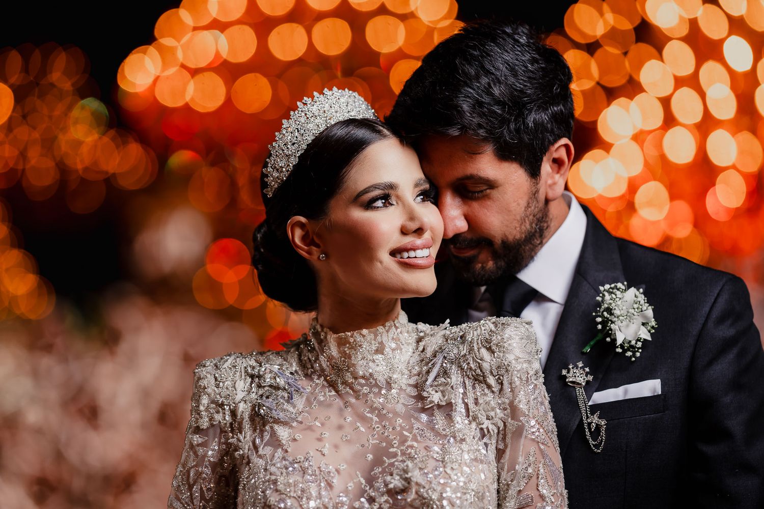 Miroslava y Nino en su sesión de recién casados, estilo documental y de moda por fotógrafo premiado LAWA.
