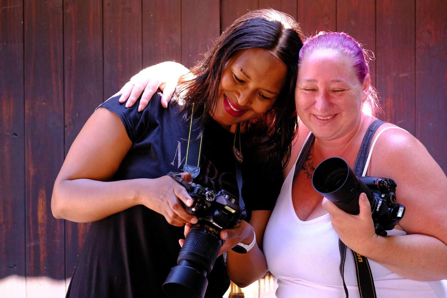 2 photographic students finishing their last Beginners Photography Course with GETPIX Photography at a practical outing