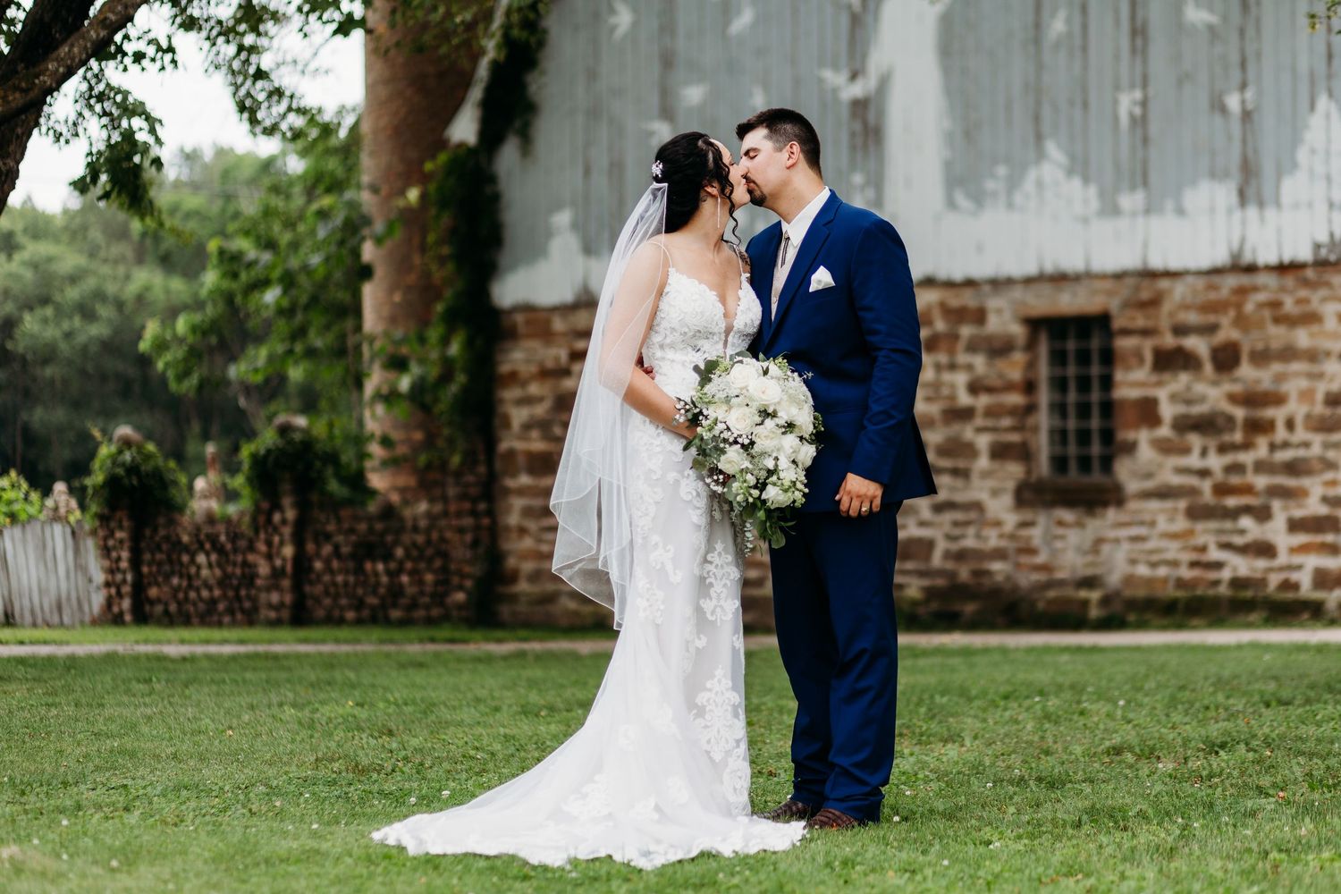 rustic timeless country wedding