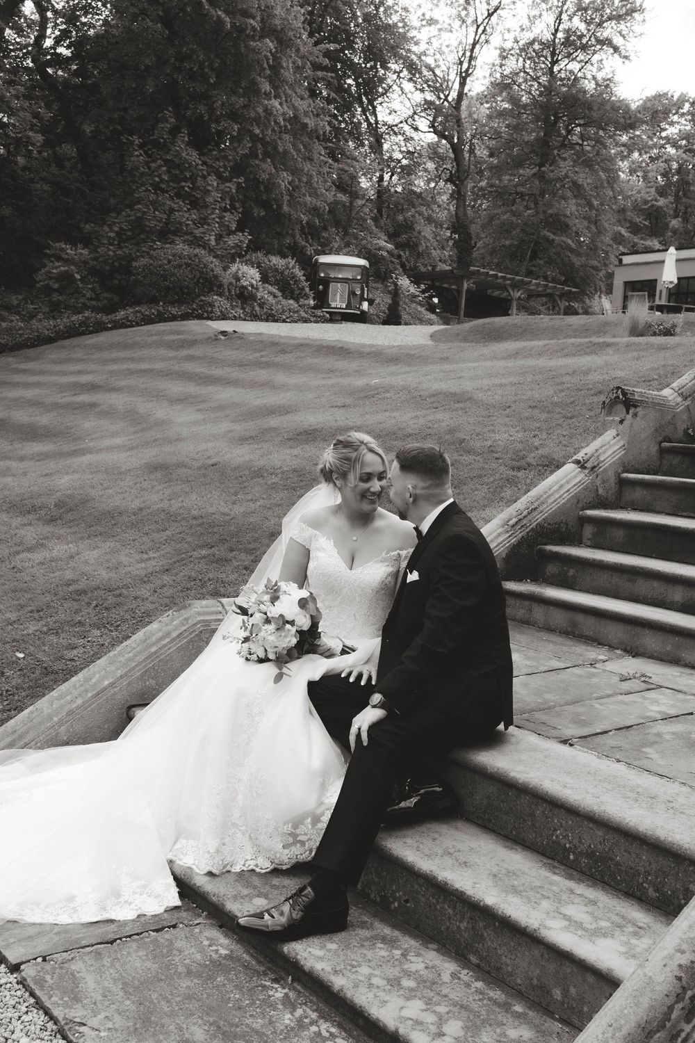 classic black and white wedding photography
