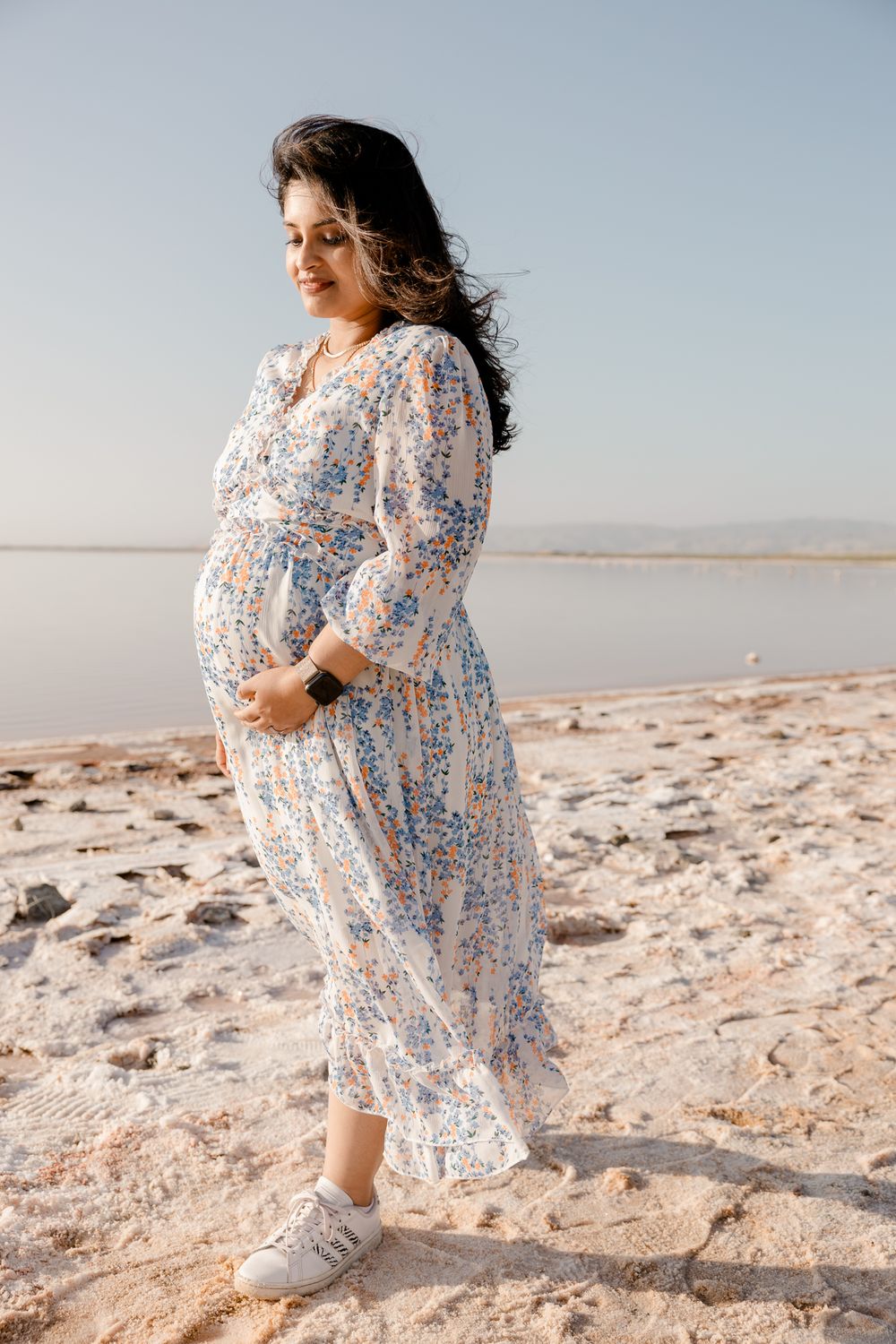 natural light maternity photo shoot San Jose at golden hour