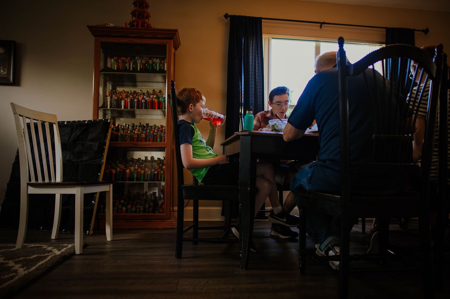 Stephanie Horsley Orlando documentary family photography session at home in Central Florida.