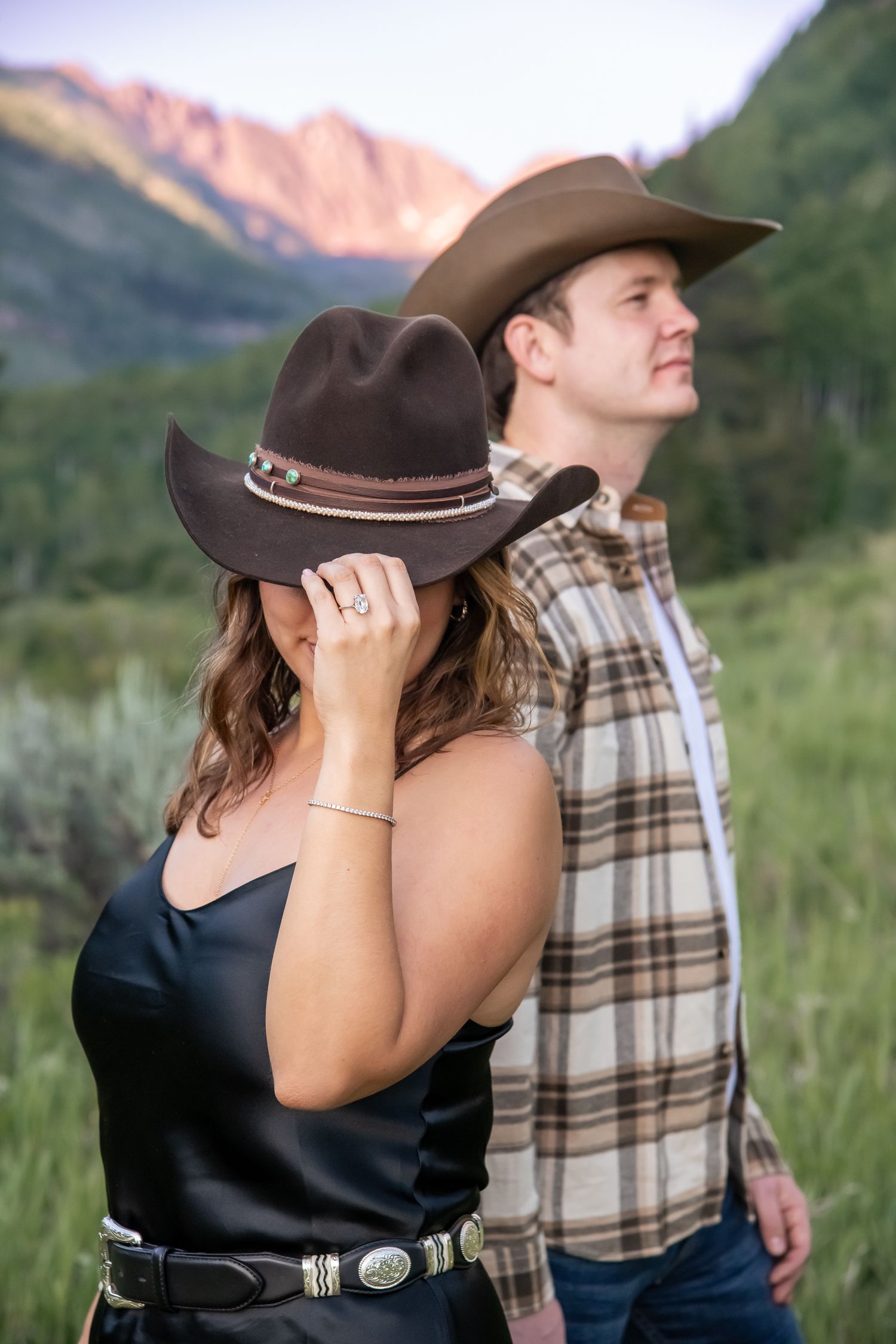 Beautiful mountain Vail engagement photos