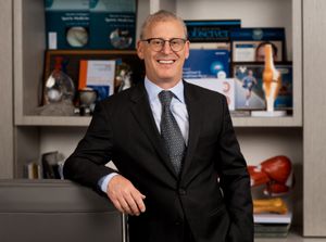 Dr. Gelb in office portrait Jeffrey Tholl photography
