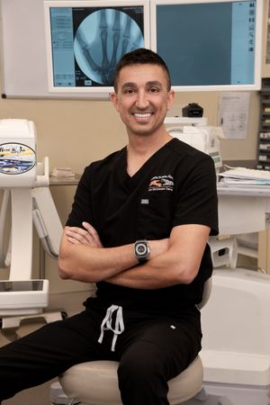 Dr. Eshan Esmaeili South Florida Hand & Ortho portrait Jeffrey Tholl photography