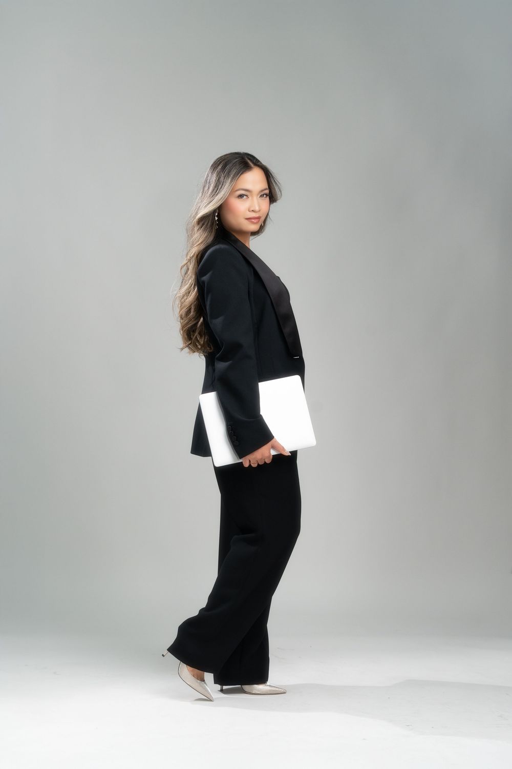 studio branding session full body