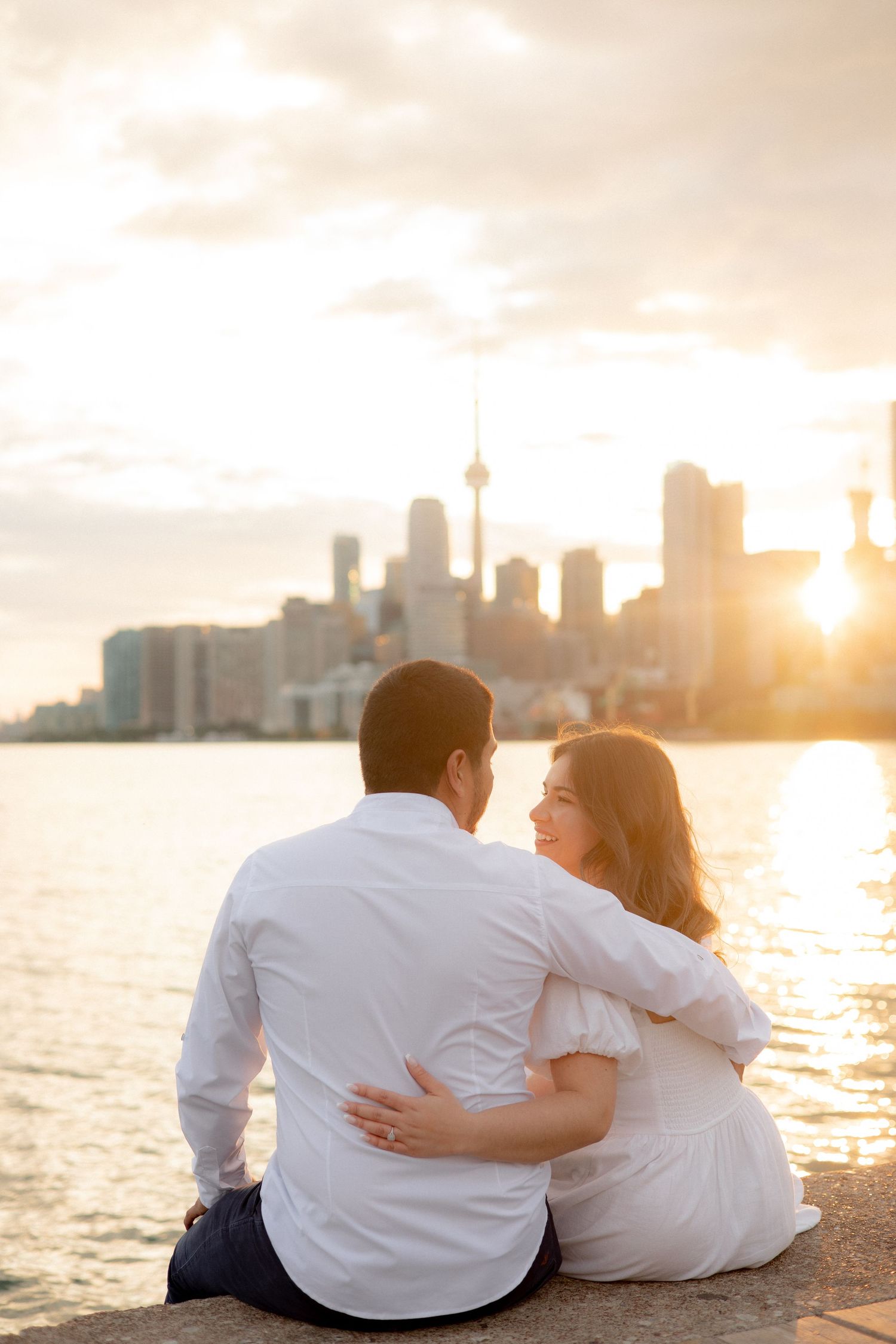 Down Town Toronto skyline Photoshoot, engagement Photographer