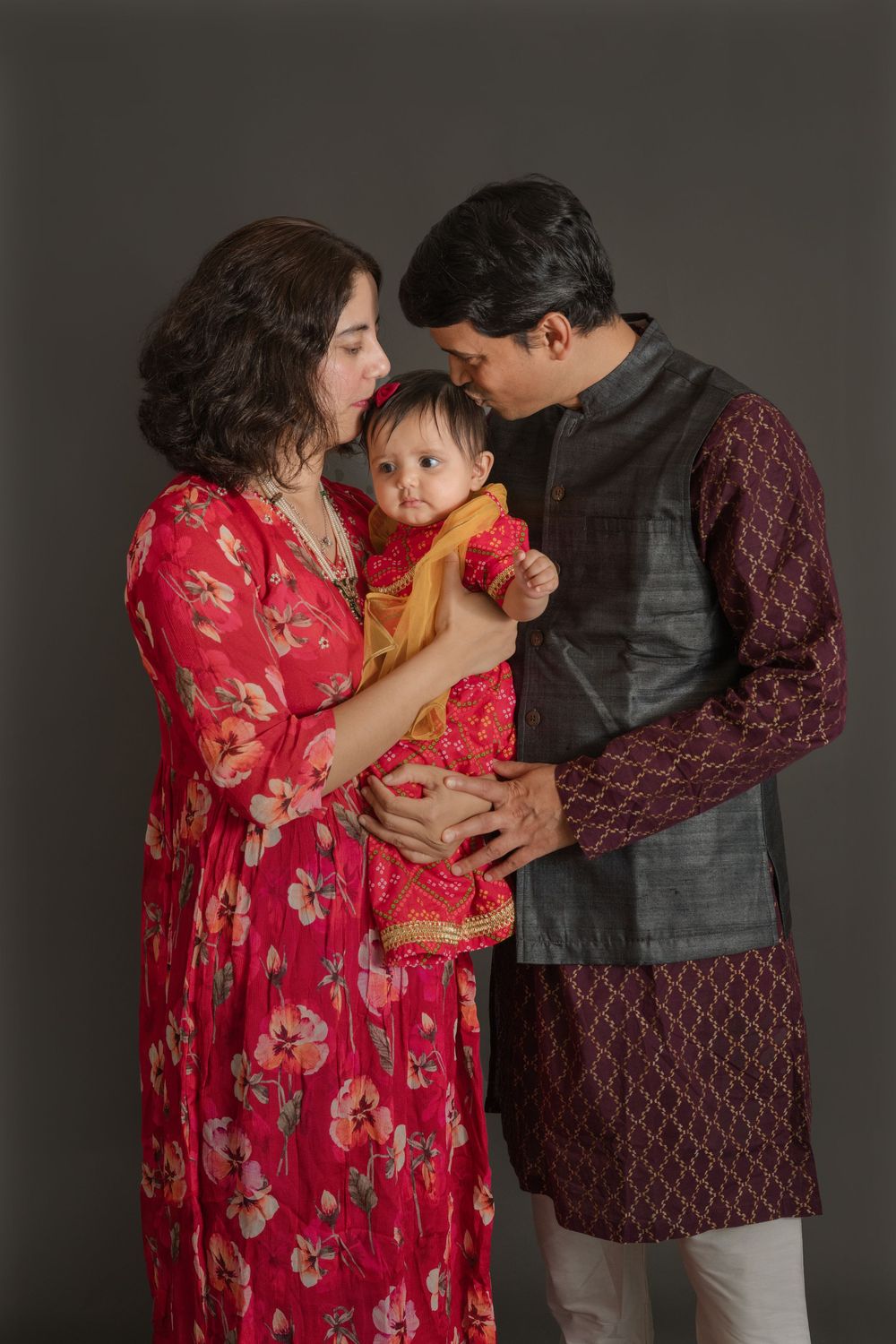 Seattle & Bellevue Newborn & Family Photographer, newborn, saree, redmond, mercer island, eastside