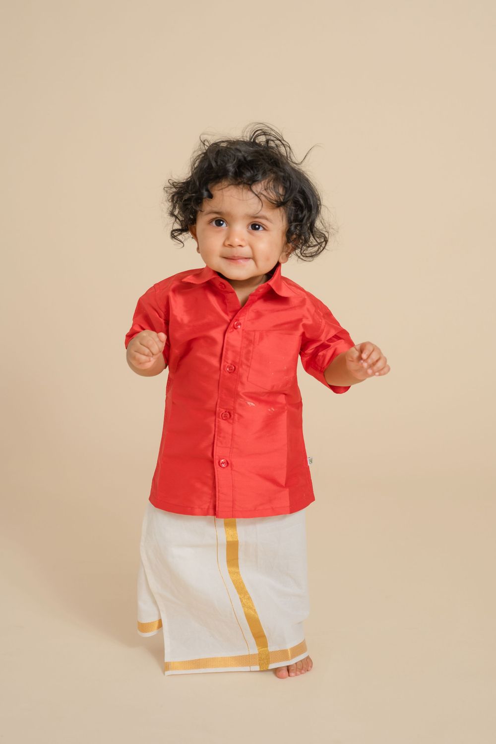 Seattle & Bellevue Newborn & Family Photographer, newborn, saree,Kurta, redmond, mercer island, eastside