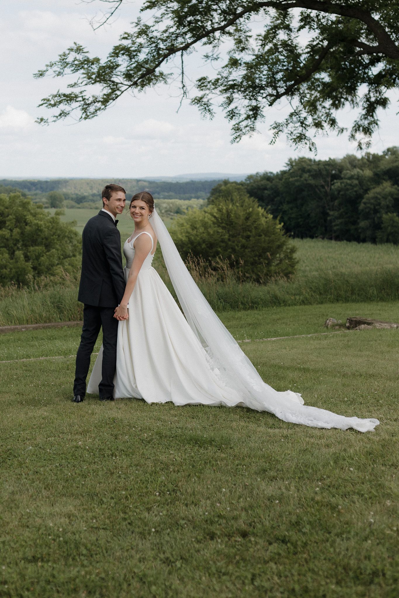 Wedding photos in St. Paul, MN