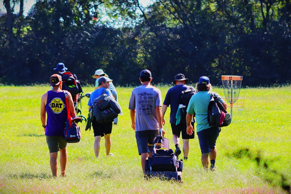 disc golf action shot Fayetteville, TN Don Davidson Park