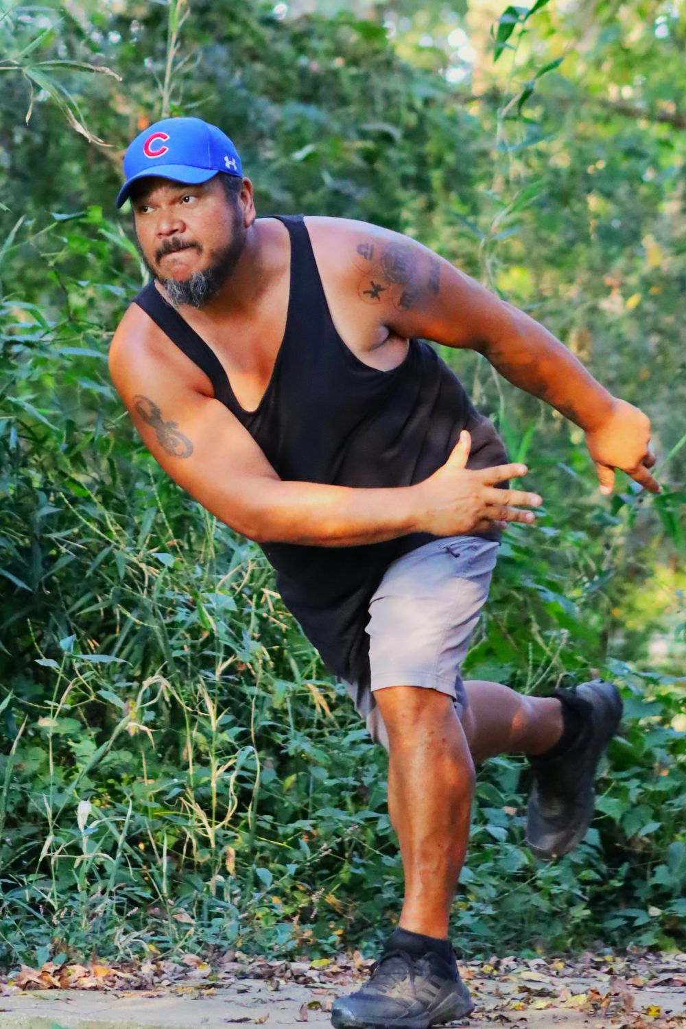 disc golf action shot Fayetteville, TN Don Davidson Park