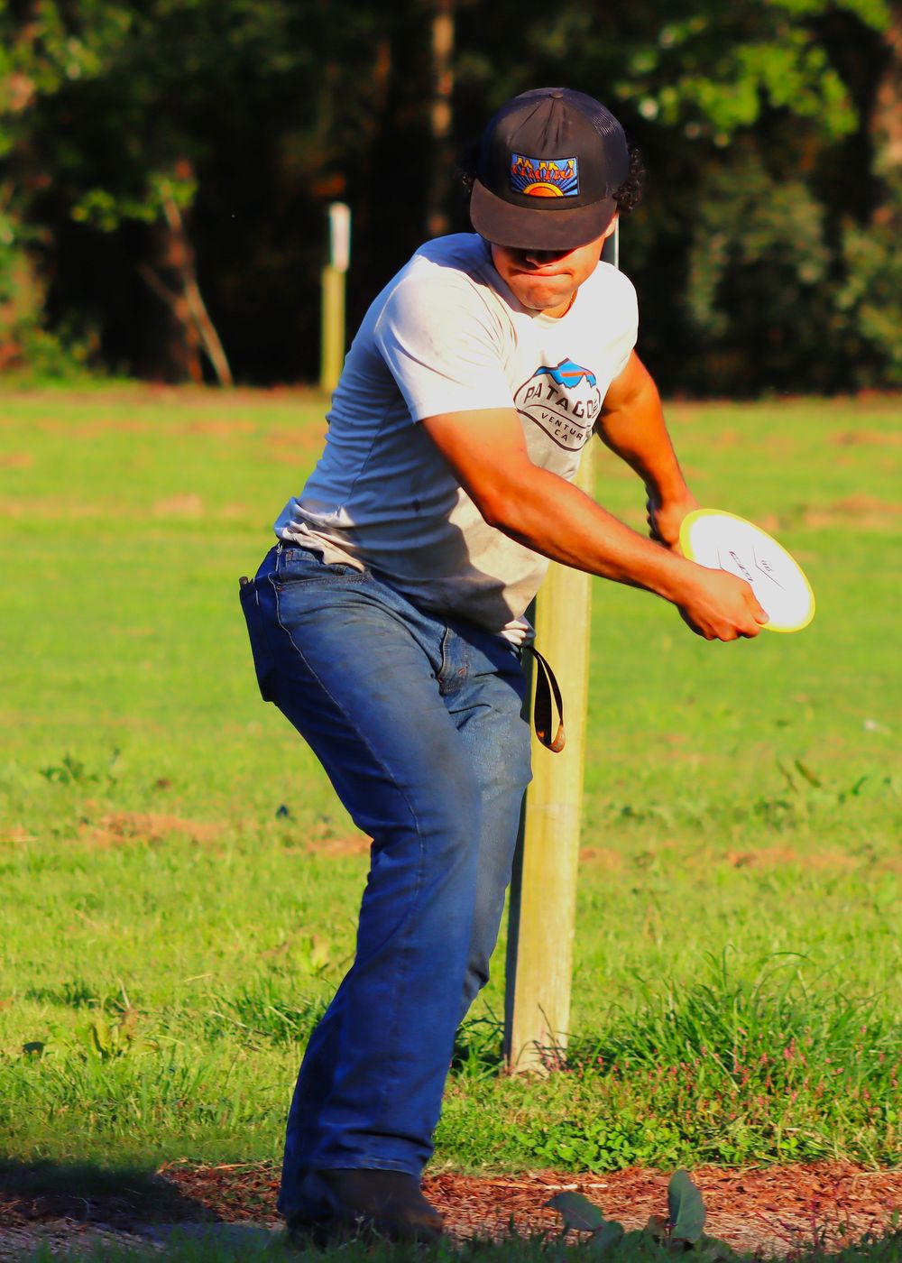 disc golf action shot Fayetteville, TN Don Davidson Park