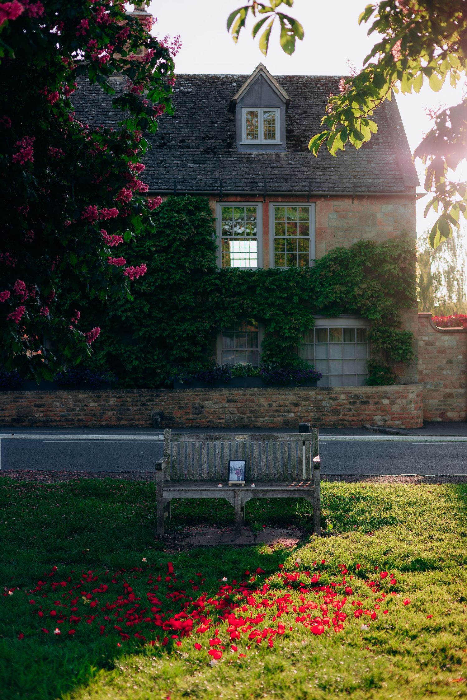 Golden hour proposal in Broadway photographed by a Cotswolds photographer.