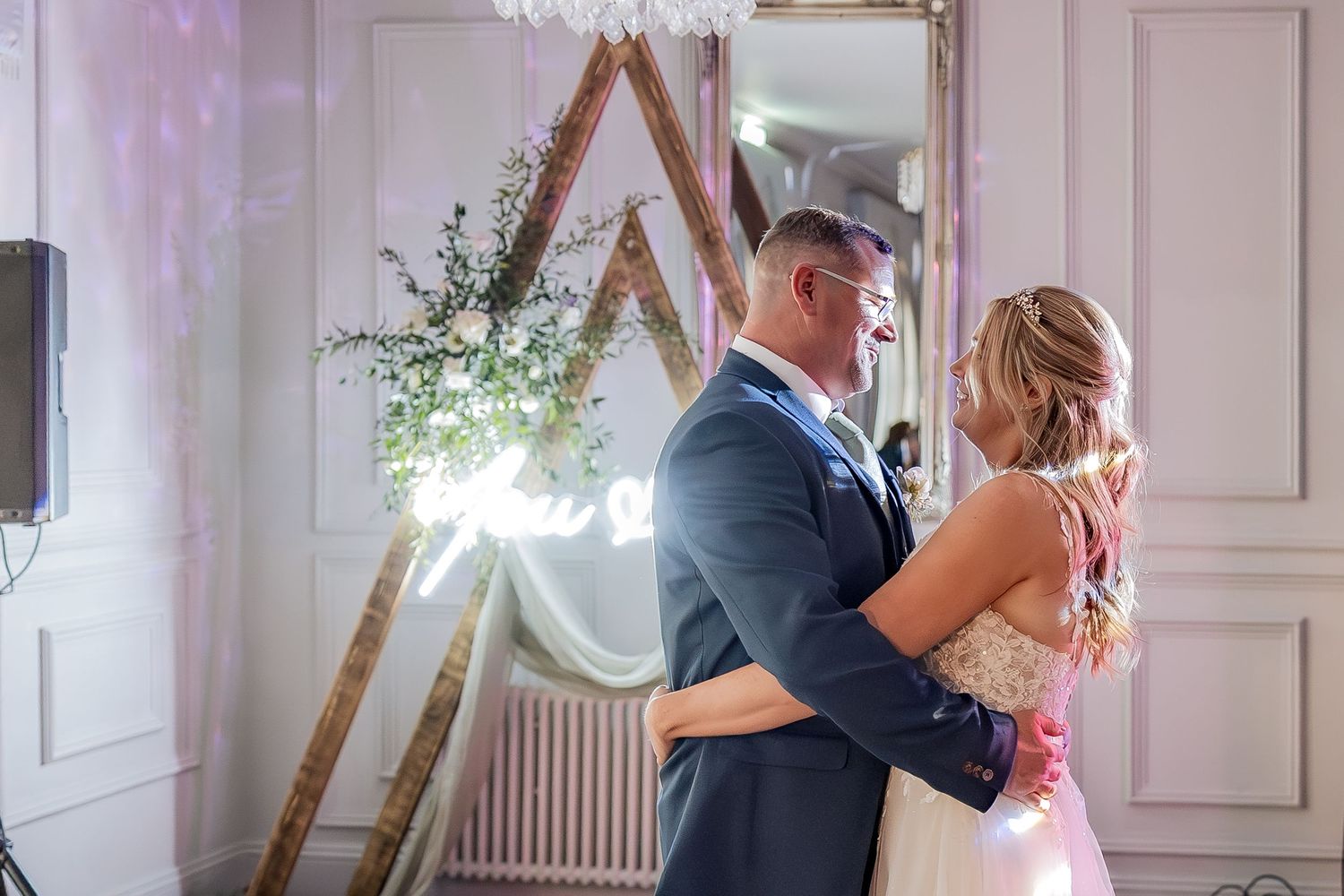 Unobtrusive documentary wedding photography during a wedding day.