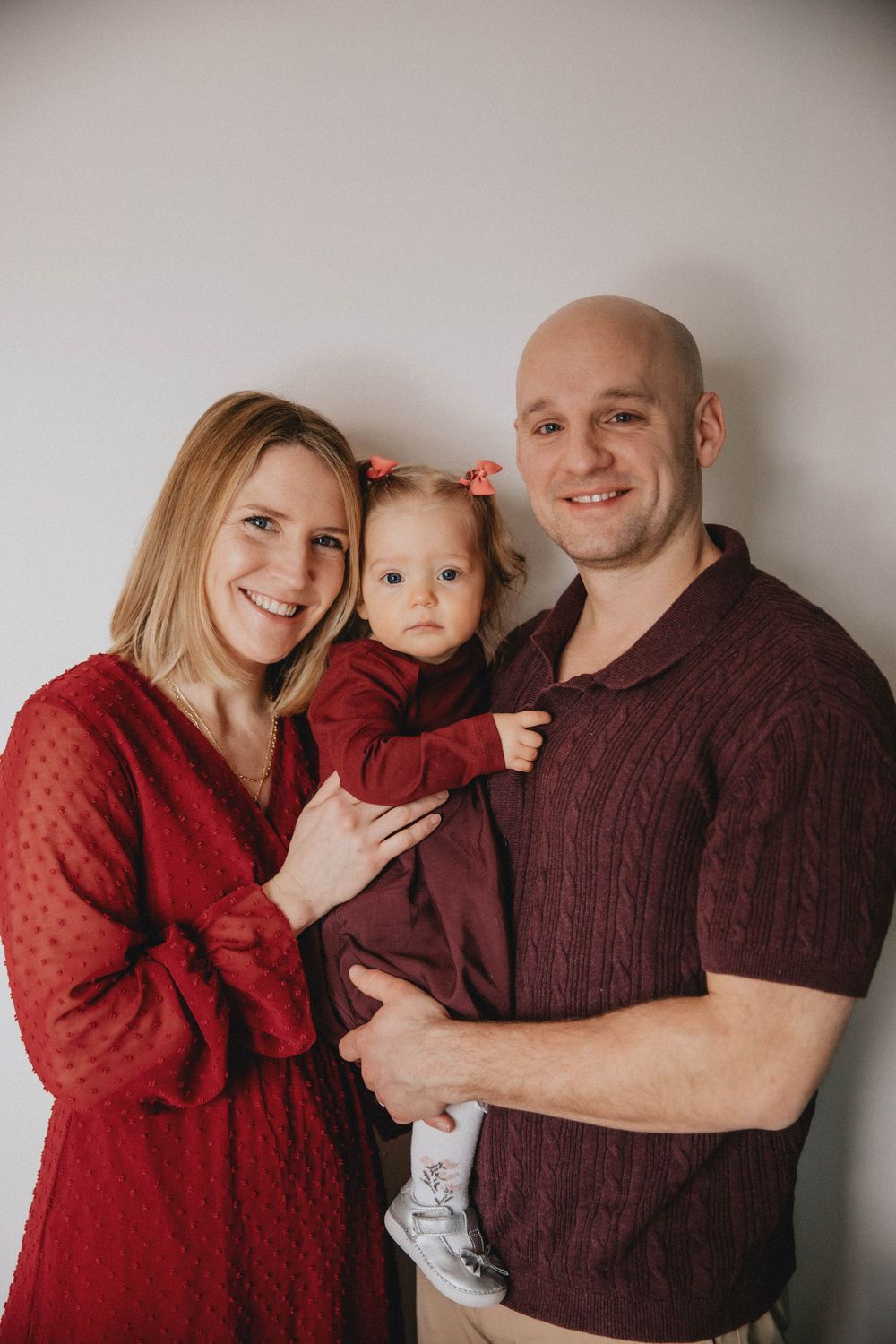 blairsville pa photographer, in home lifestyle portraits, one year old, family portraits, indiana pa, pittsburgh photog, moody, natural