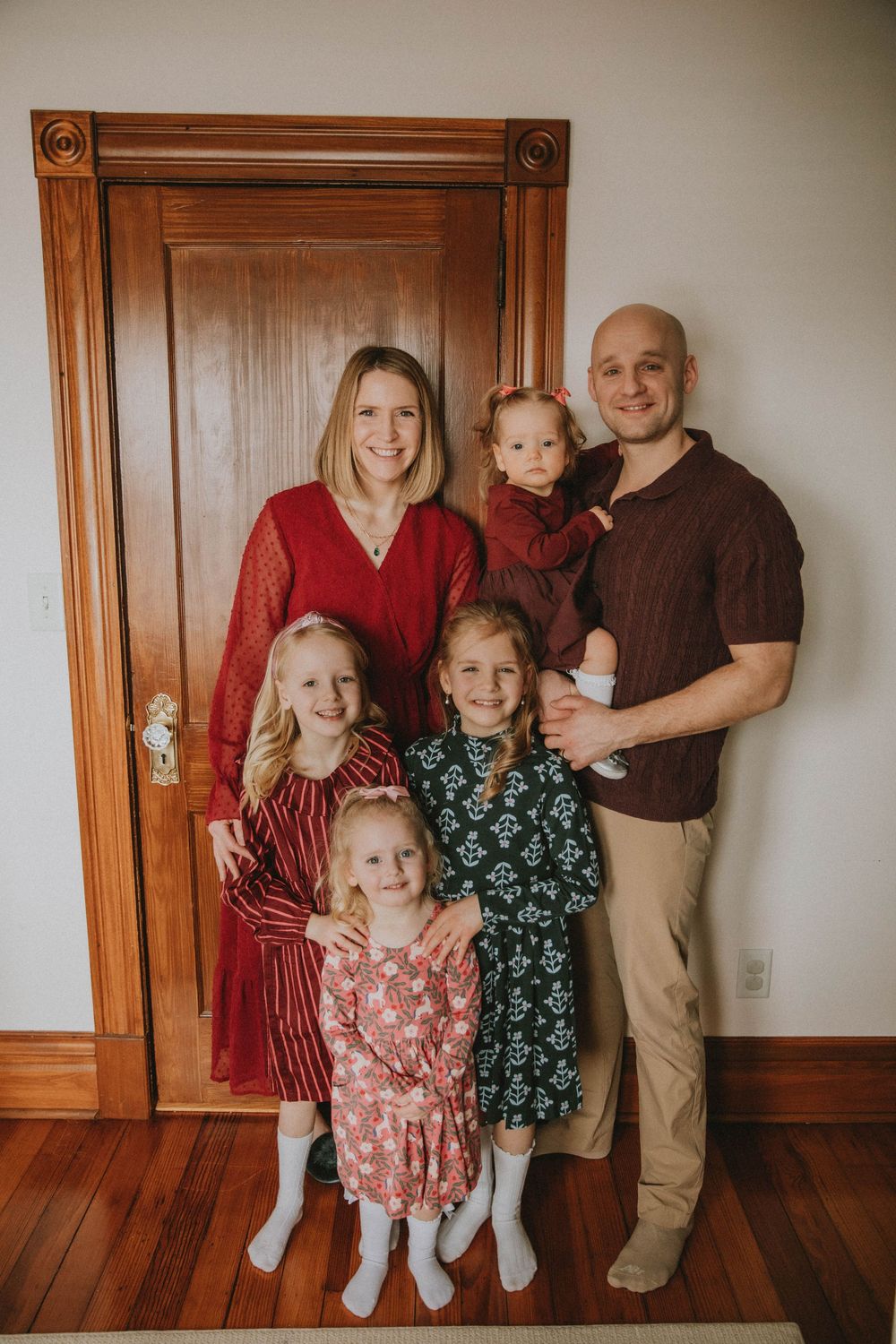 blairsville pa photographer, in home lifestyle portraits, one year old, family portraits, indiana pa, pittsburgh photog, moody, natural