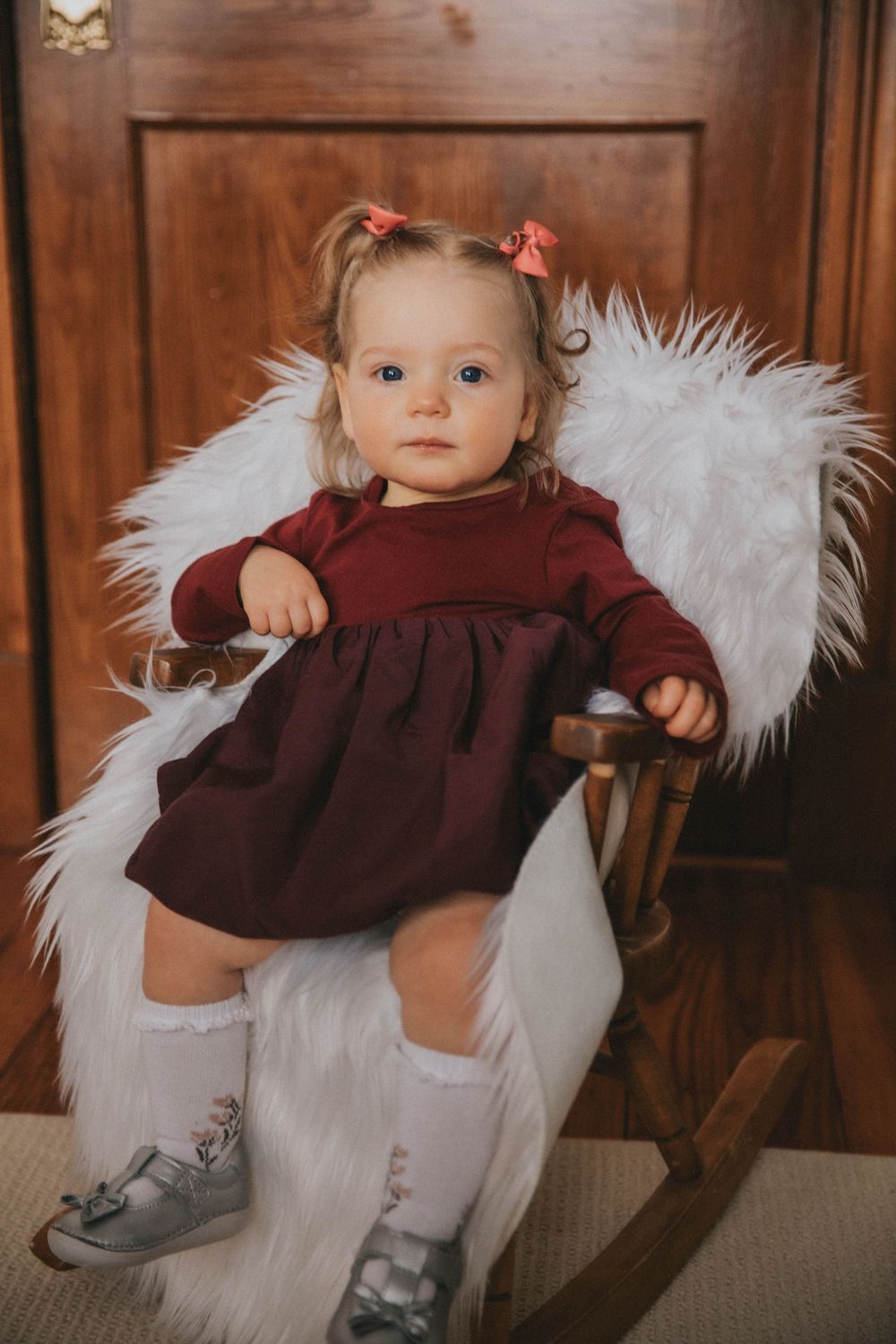 blairsville pa photographer, in home lifestyle portraits, one year old, family portraits, indiana pa, pittsburgh photog, moody, natural