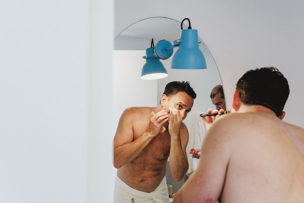 Natural wedding preparations in the Alentejo countryside
