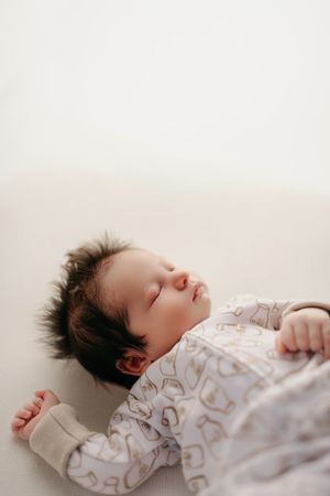 lifestyle newborn photography
