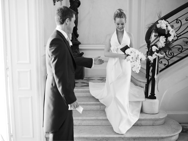 Bride arriving for the ceremony during a Château de Santeny wedding near Paris