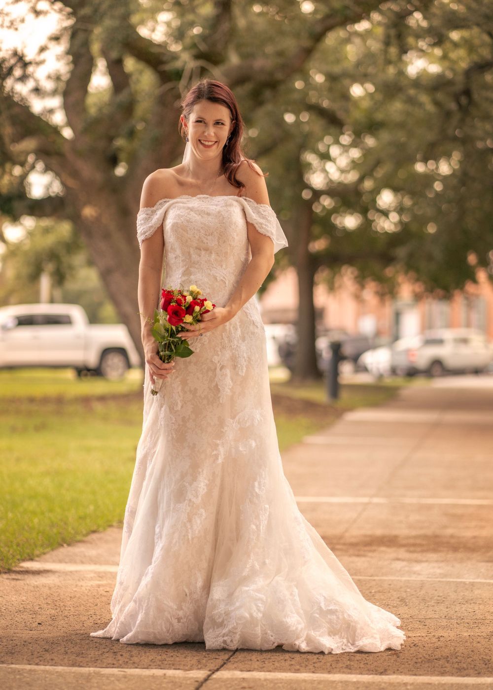 Downtown Pensacola couple photos