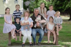 Grandparents with grandchildren, Queen Mary Hospital. North Canterbury