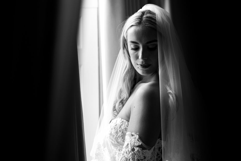 Black & White Bridal Portrait - Syrencot