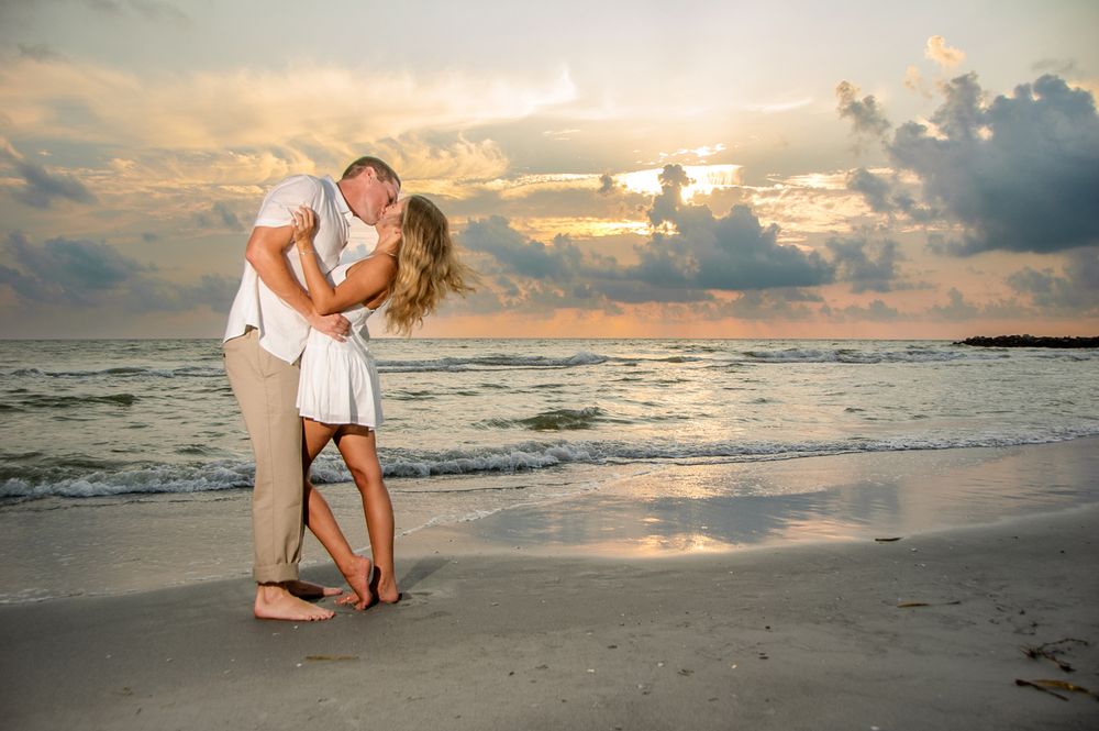 engagement photo of couple kissing in New Port Richey