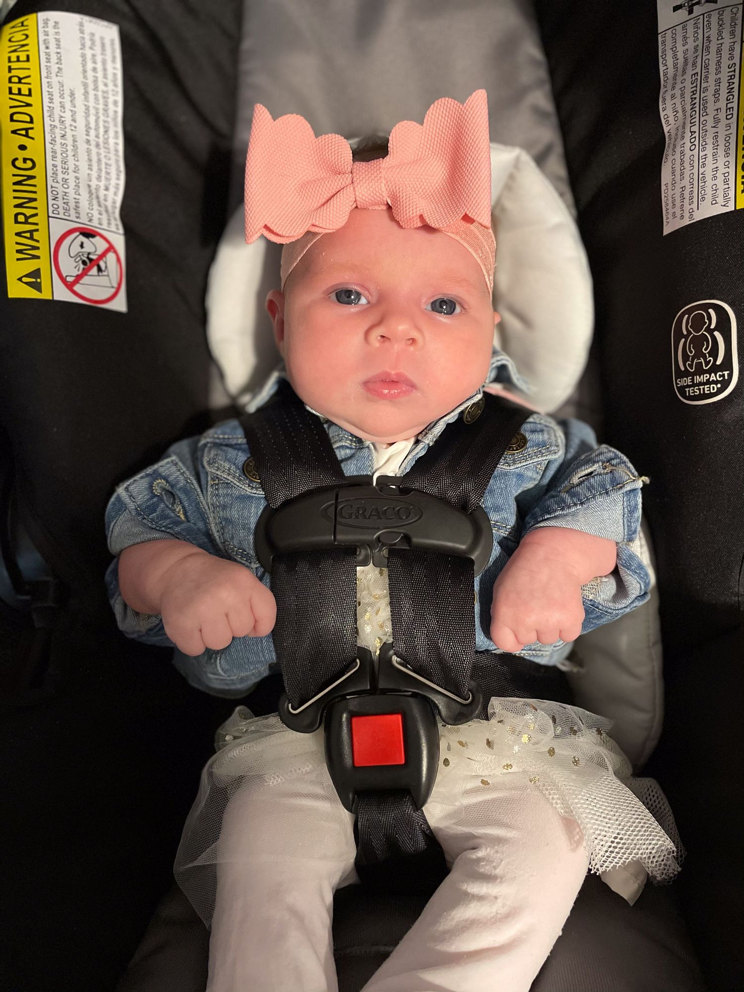 Springfield, IL family photographer shows insight to her family with a throwback picture to her baby's first Easter