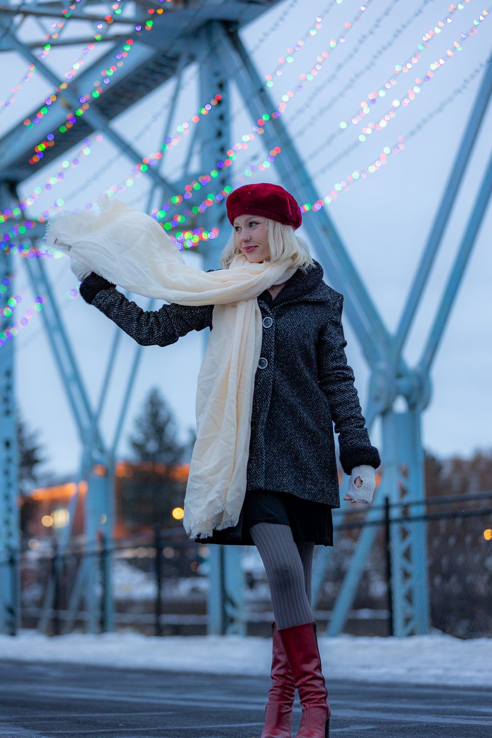 A portrait taken in downtown Spokane in Riverfront Park by Jessica Rae Photography.