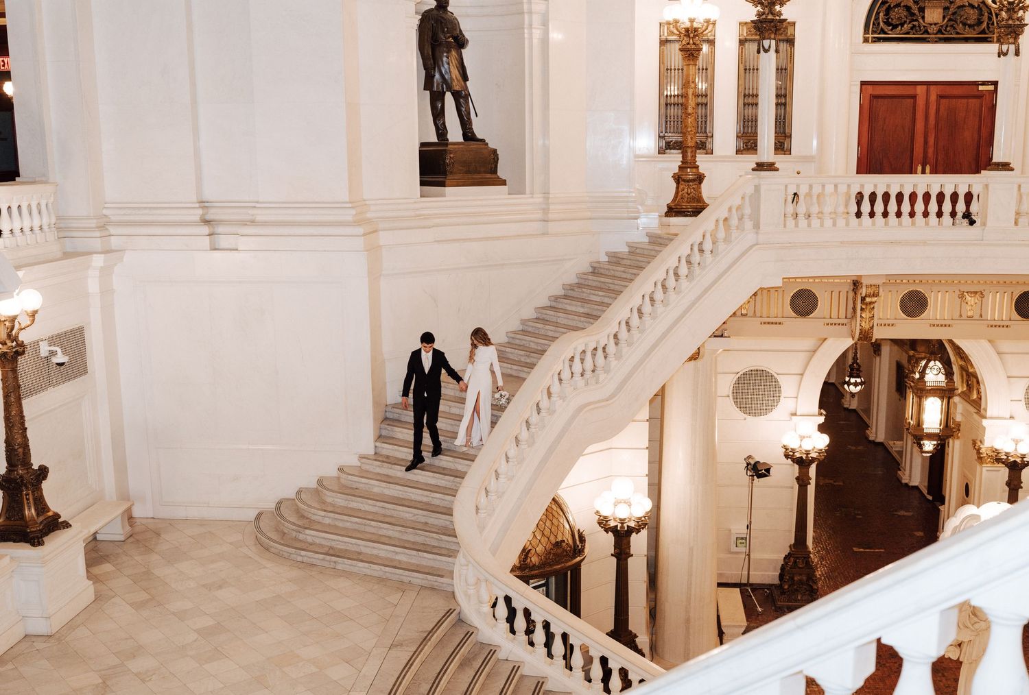 Wedding and elopement photographer in Harrisburg, Dauphin county, Lancaster county, Cumberland county, York county and Tampa Bay Florida