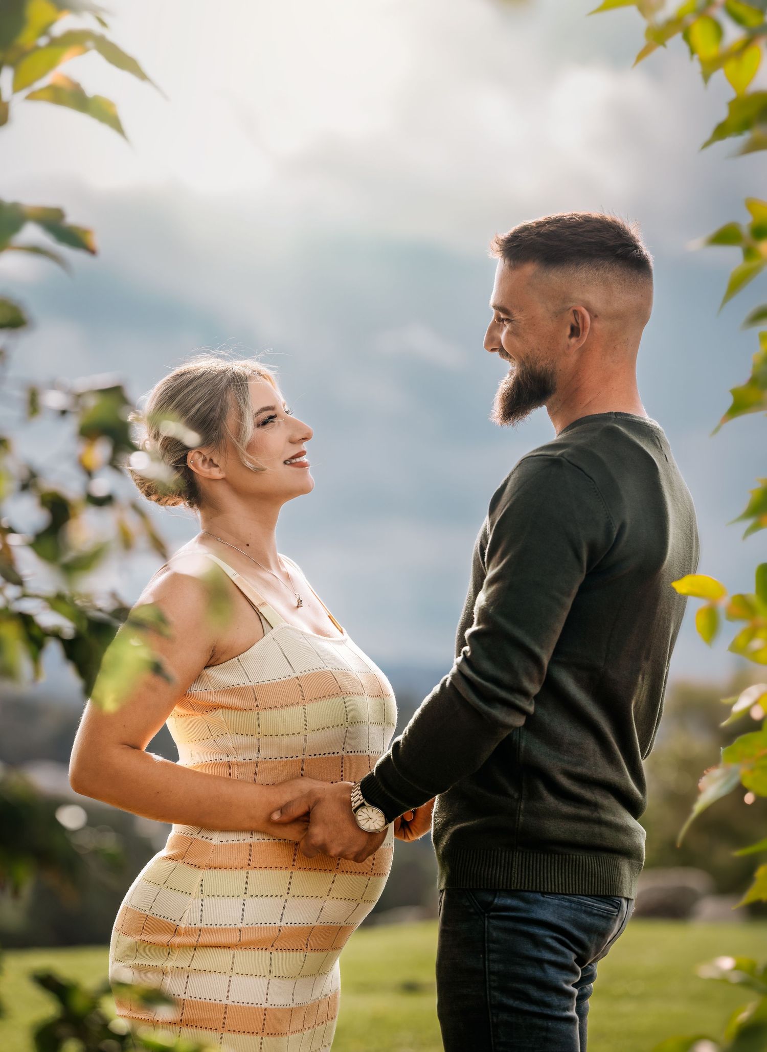 Shepparton maternity photographer, Nikolina Photography